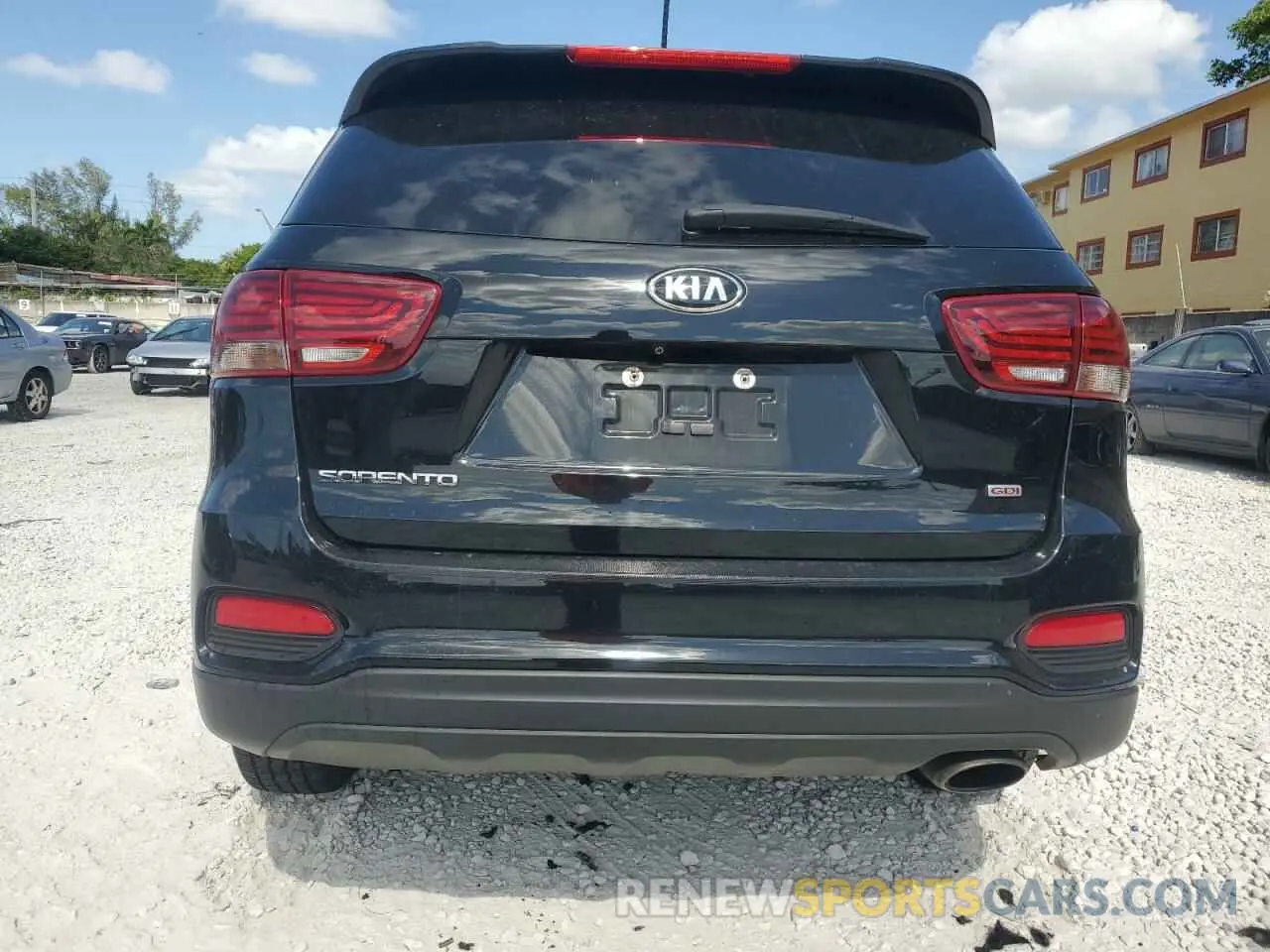 6 Photograph of a damaged car 5XYPG4A30LG694391 KIA SORENTO 2020