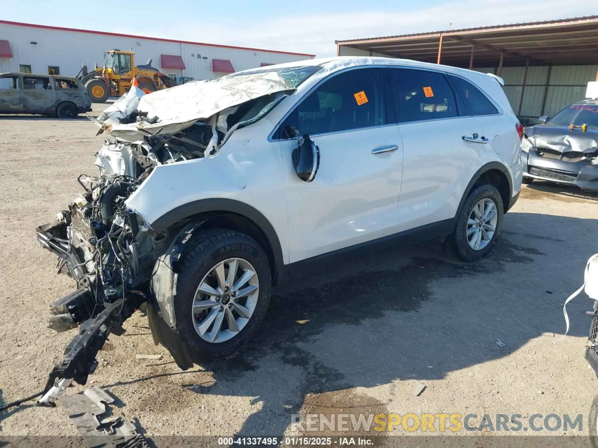 2 Photograph of a damaged car 5XYPG4A30LG711402 KIA SORENTO 2020