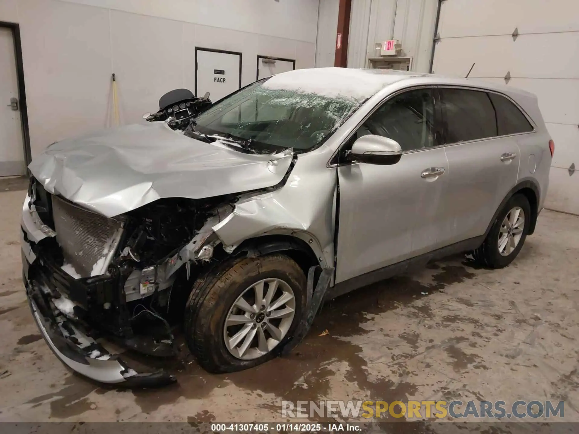 2 Photograph of a damaged car 5XYPG4A31LG623295 KIA SORENTO 2020