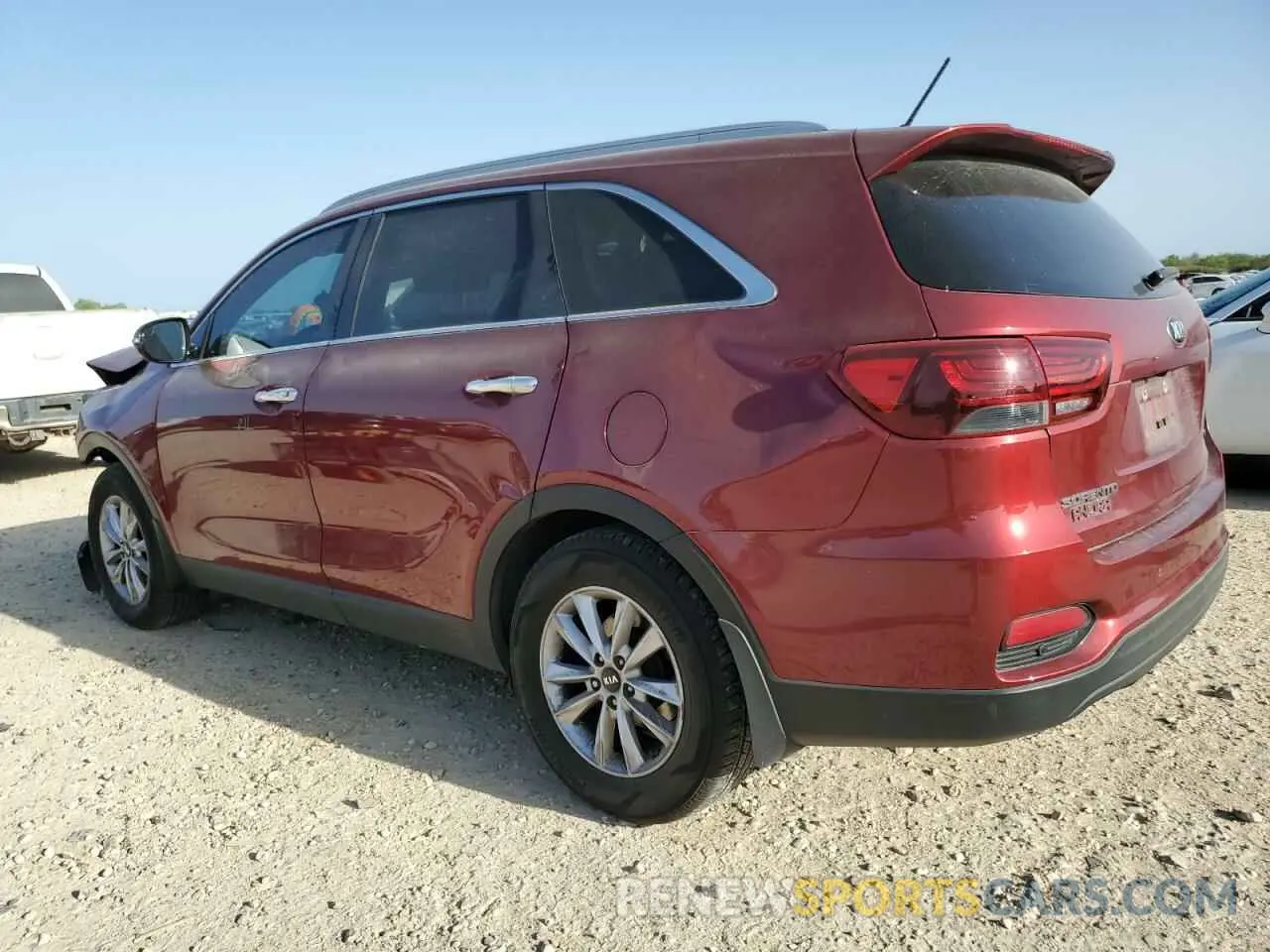 2 Photograph of a damaged car 5XYPG4A31LG675106 KIA SORENTO 2020