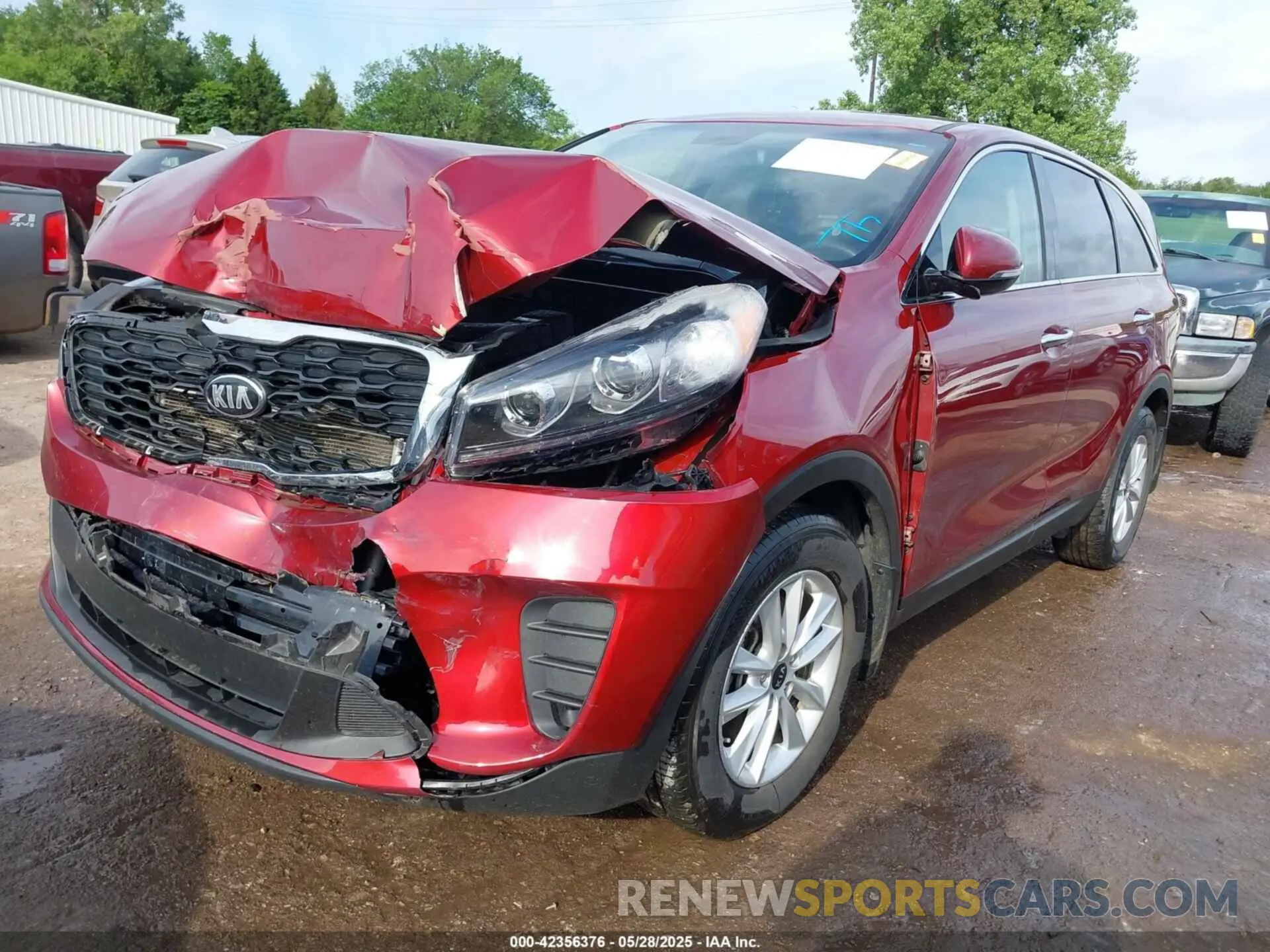 2 Photograph of a damaged car 5XYPG4A31LG684100 KIA SORENTO 2020