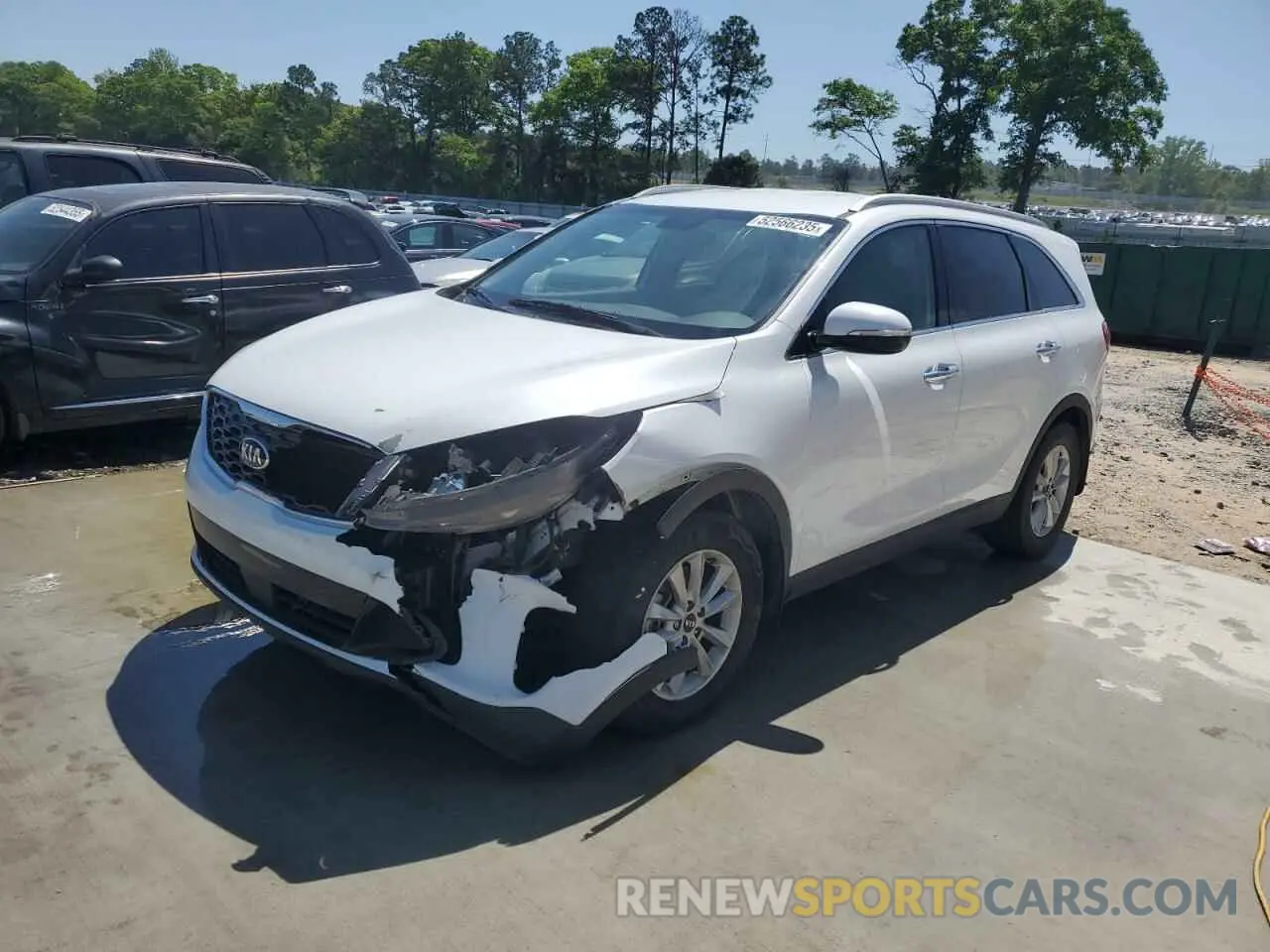 1 Photograph of a damaged car 5XYPG4A32LG635861 KIA SORENTO 2020