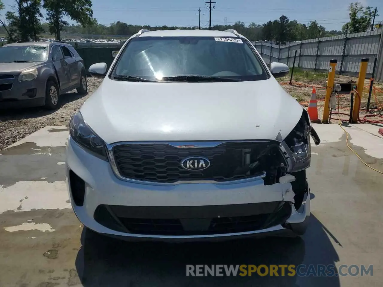 5 Photograph of a damaged car 5XYPG4A32LG635861 KIA SORENTO 2020