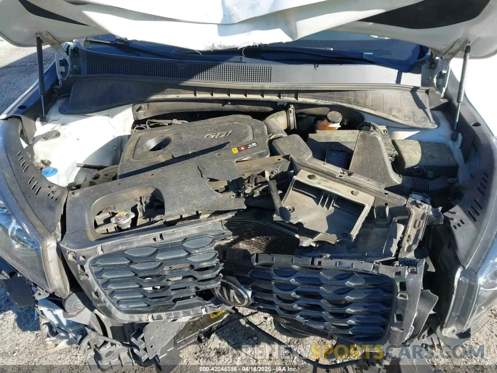 10 Photograph of a damaged car 5XYPG4A32LG642292 KIA SORENTO 2020