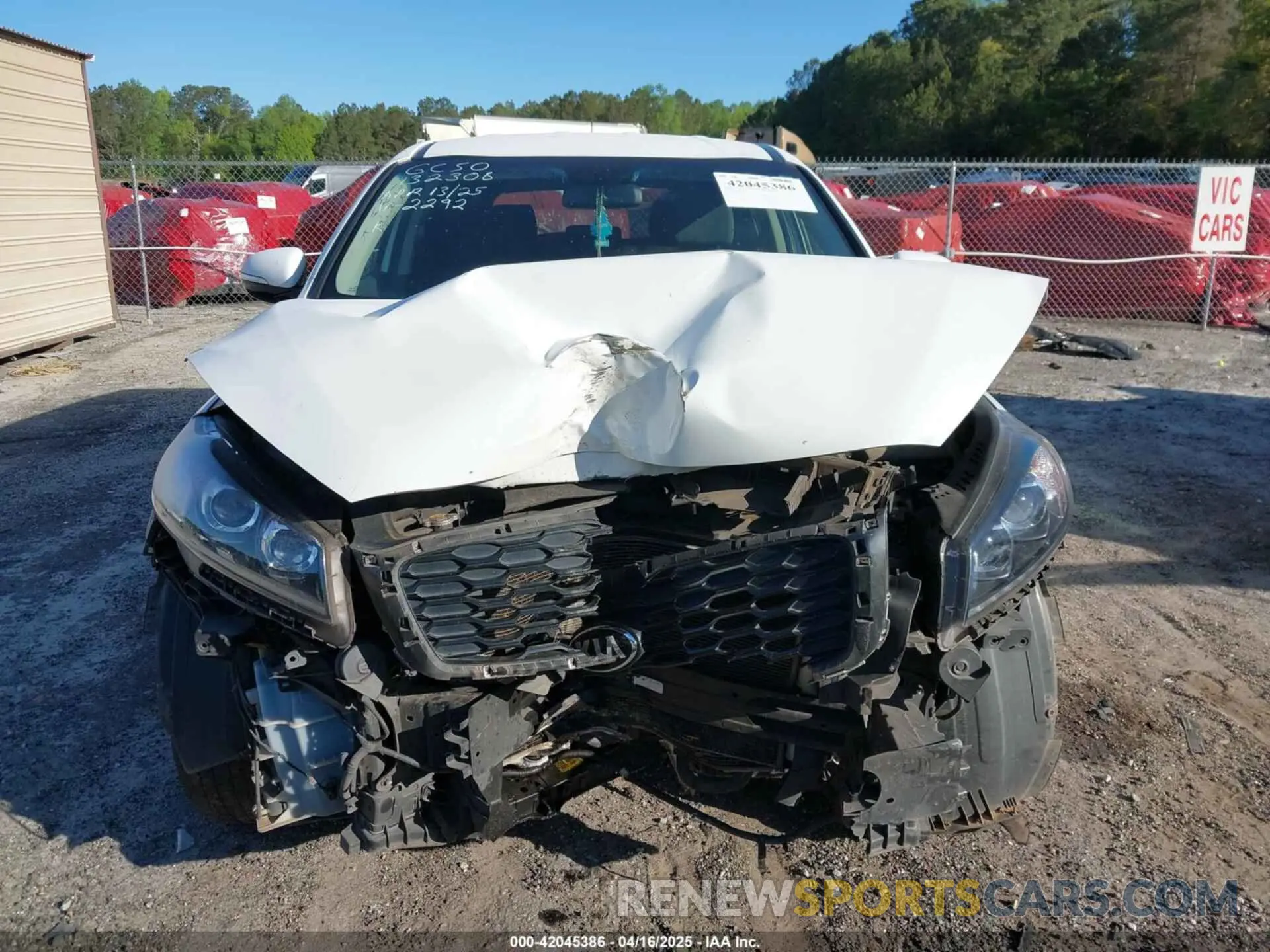 13 Photograph of a damaged car 5XYPG4A32LG642292 KIA SORENTO 2020