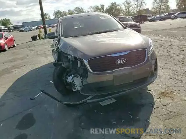 11 Photograph of a damaged car 5XYPG4A32LG650747 KIA SORENTO 2020