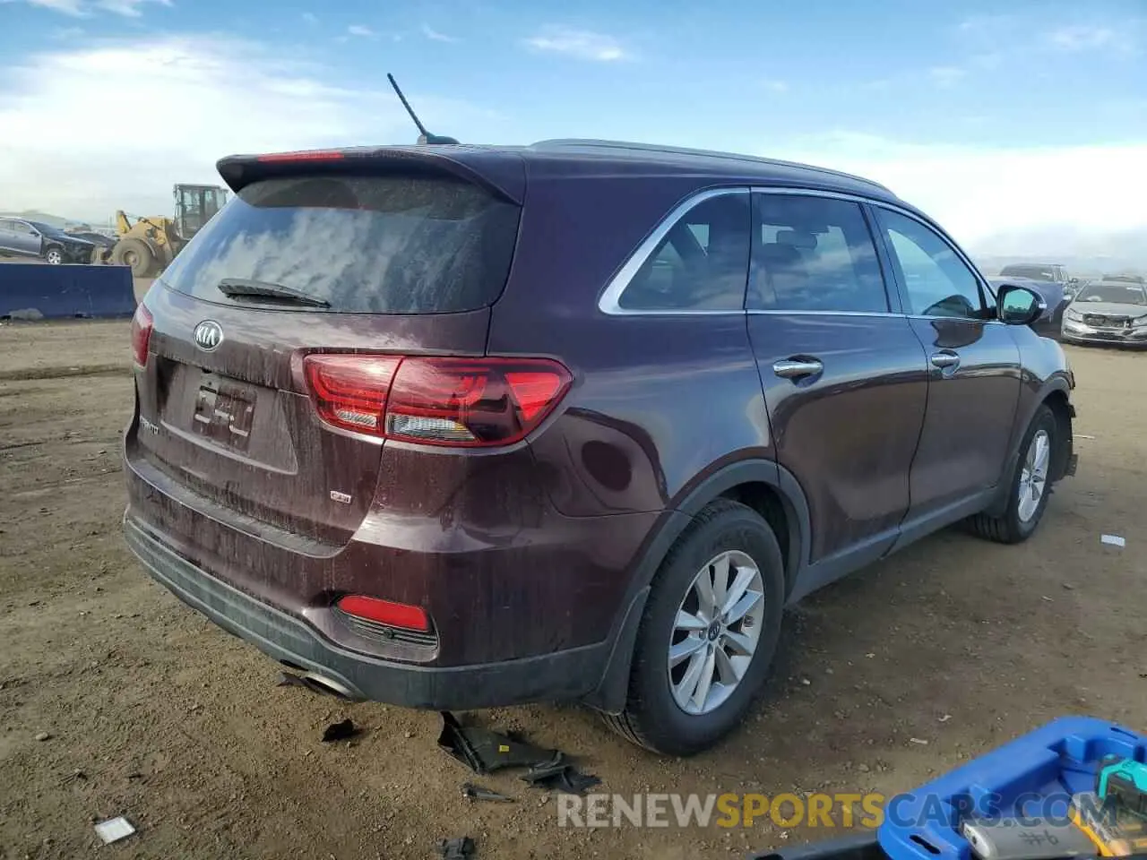3 Photograph of a damaged car 5XYPG4A32LG650912 KIA SORENTO 2020