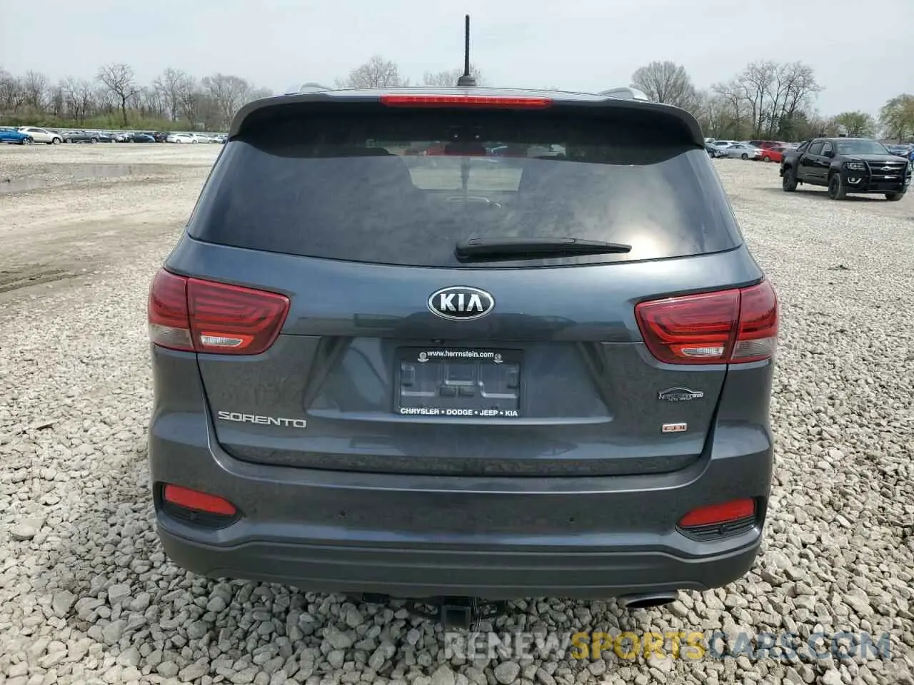 6 Photograph of a damaged car 5XYPG4A32LG658895 KIA SORENTO 2020