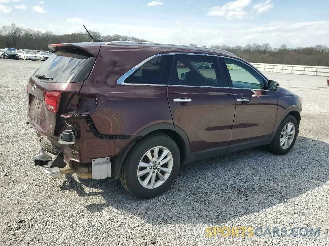 3 Photograph of a damaged car 5XYPG4A32LG661876 KIA SORENTO 2020