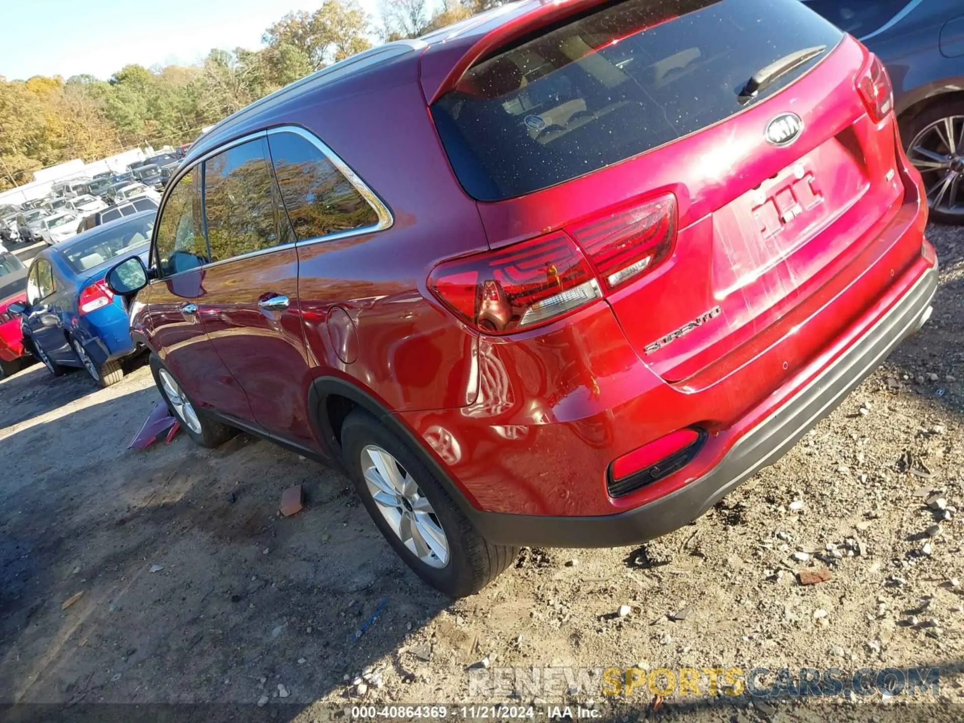 3 Photograph of a damaged car 5XYPG4A32LG680556 KIA SORENTO 2020