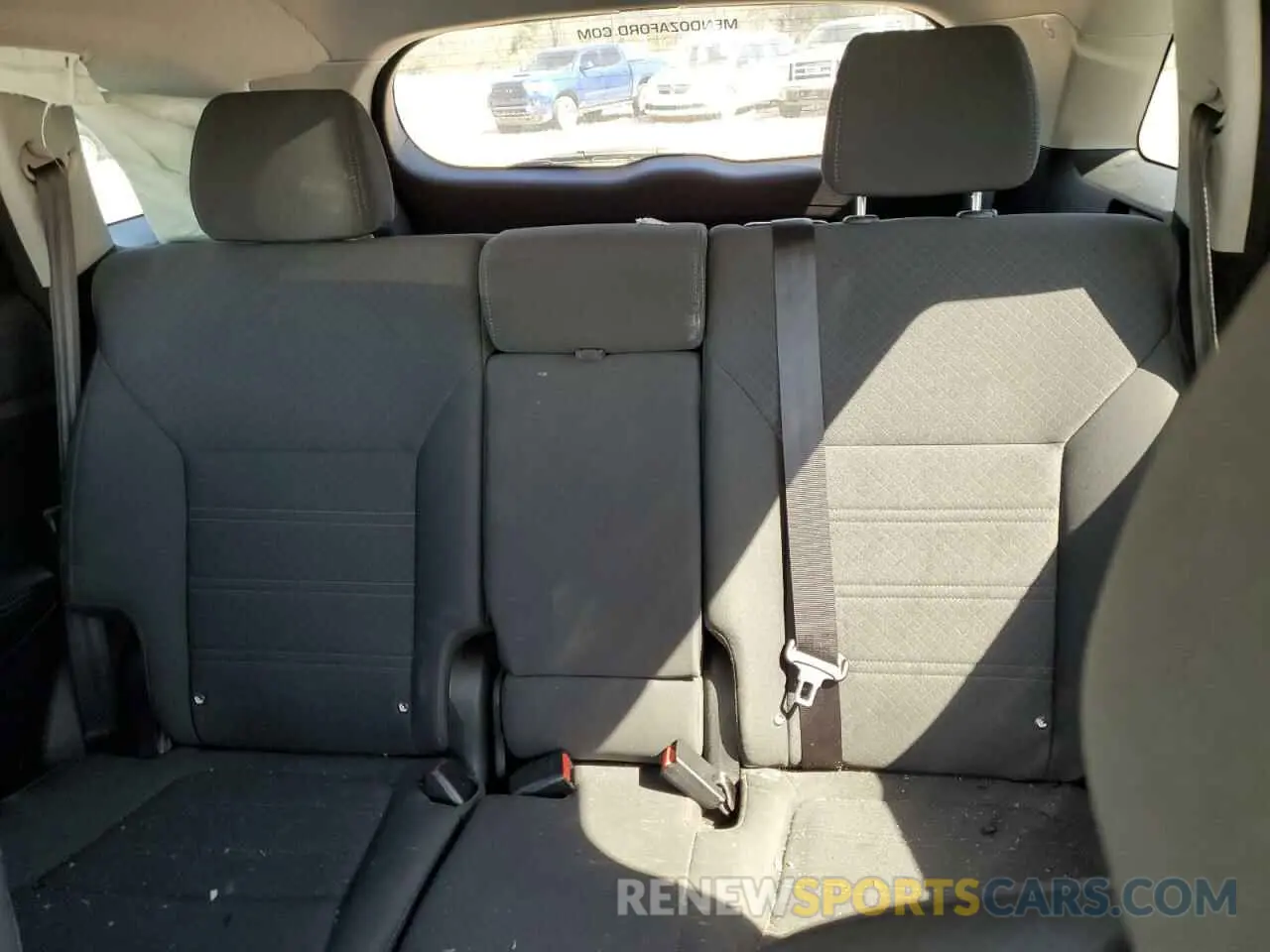 10 Photograph of a damaged car 5XYPG4A32LG683828 KIA SORENTO 2020