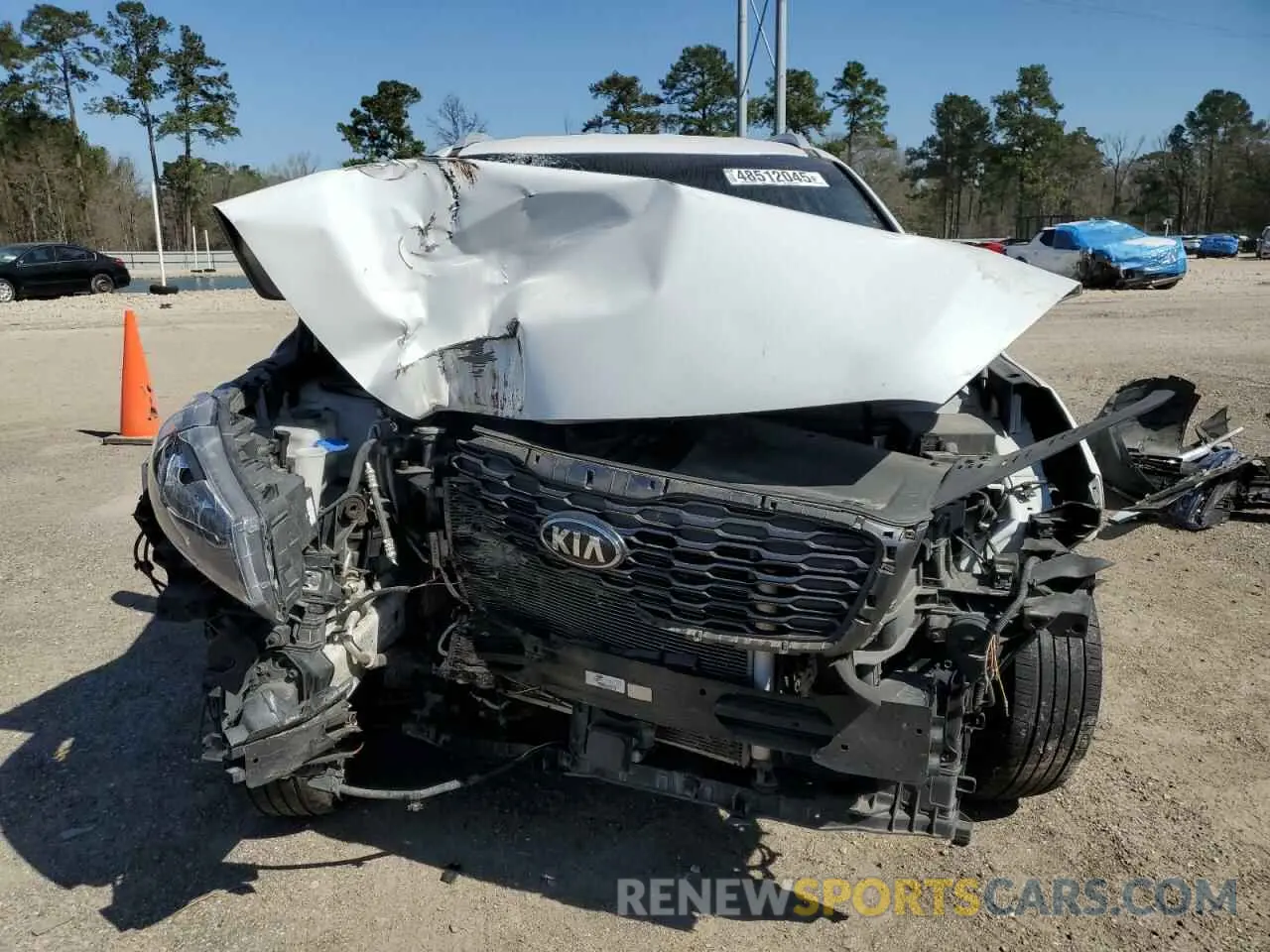 5 Photograph of a damaged car 5XYPG4A32LG683828 KIA SORENTO 2020