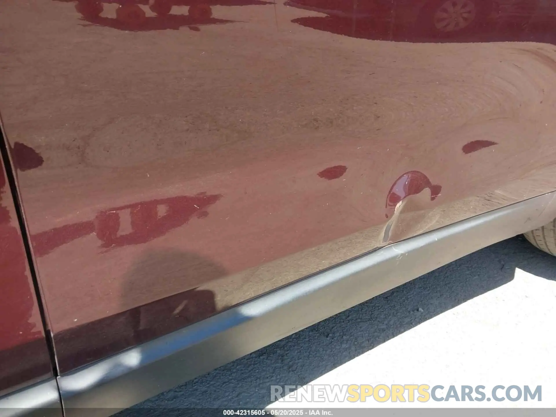 17 Photograph of a damaged car 5XYPG4A33LG643547 KIA SORENTO 2020