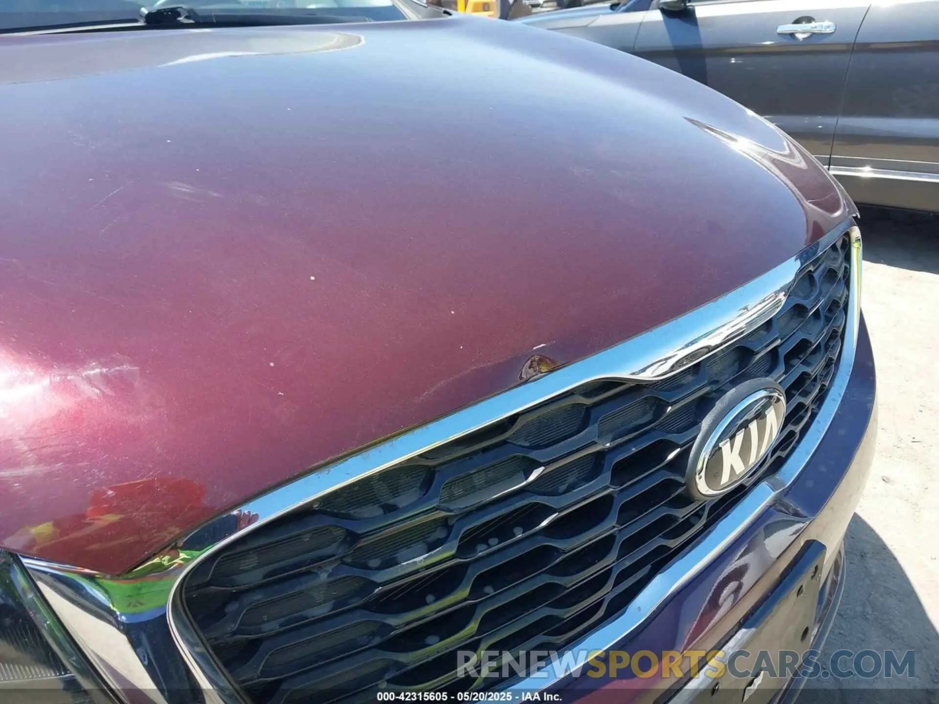 18 Photograph of a damaged car 5XYPG4A33LG643547 KIA SORENTO 2020