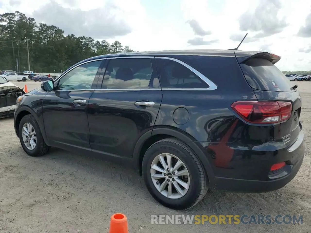 2 Photograph of a damaged car 5XYPG4A34LG625087 KIA SORENTO 2020