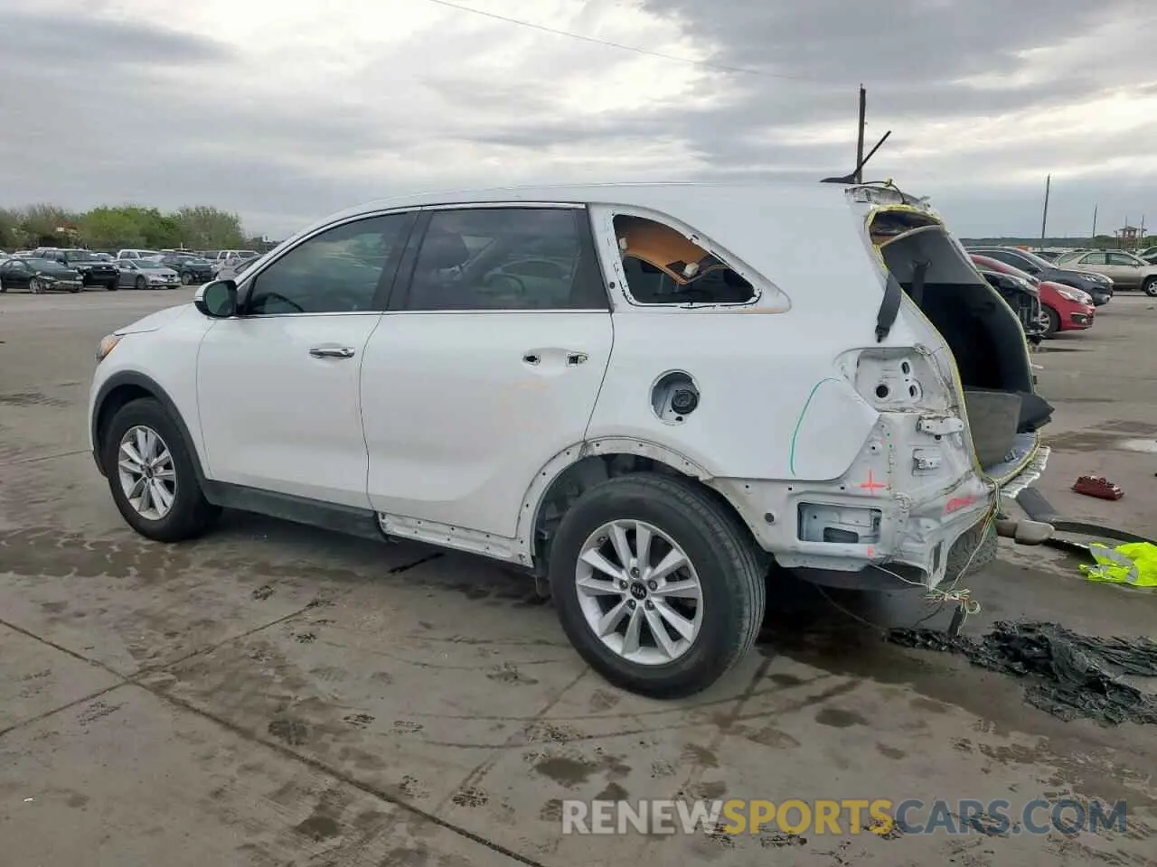 2 Photograph of a damaged car 5XYPG4A34LG647476 KIA SORENTO 2020