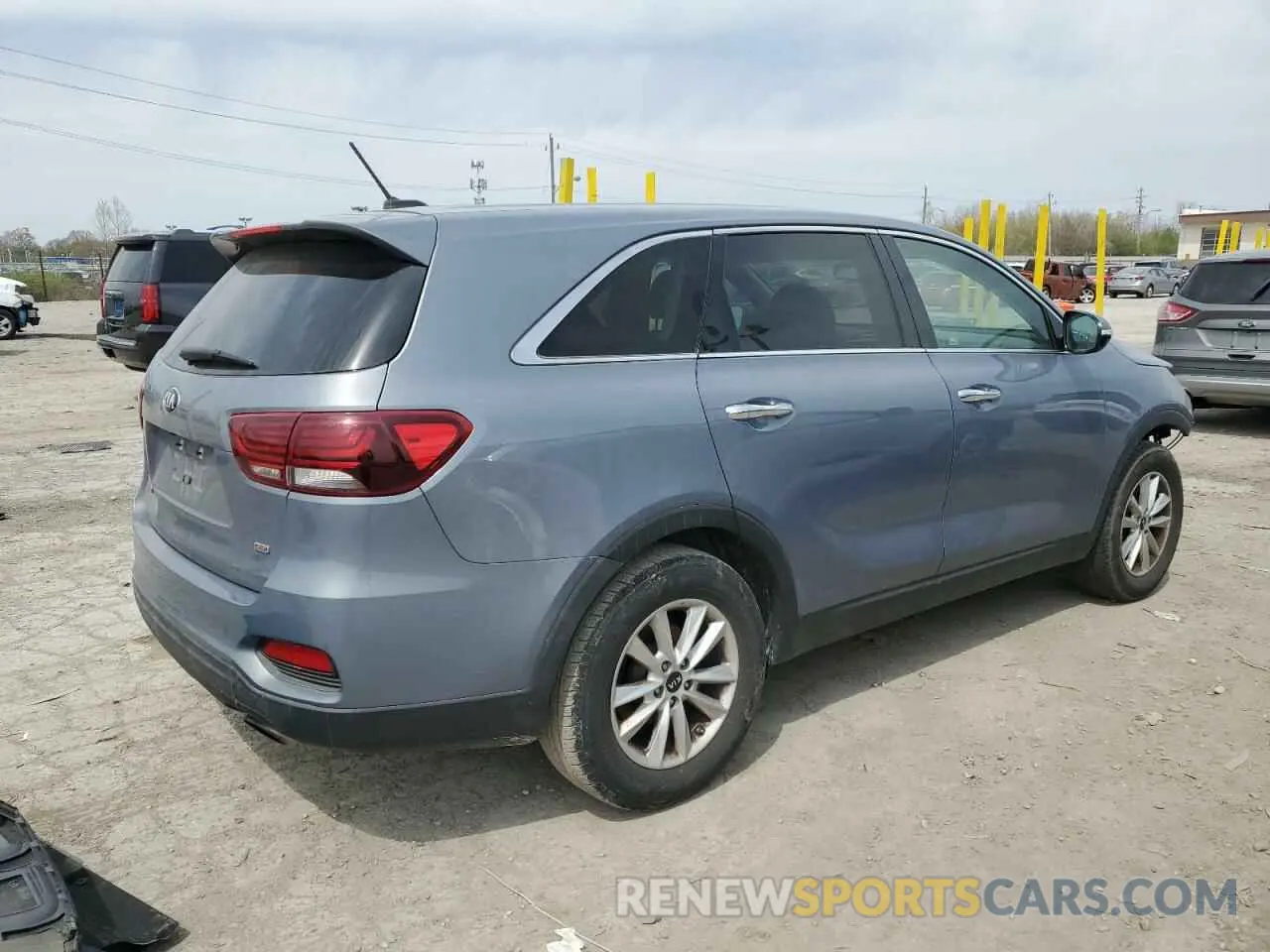 3 Photograph of a damaged car 5XYPG4A34LG648434 KIA SORENTO 2020