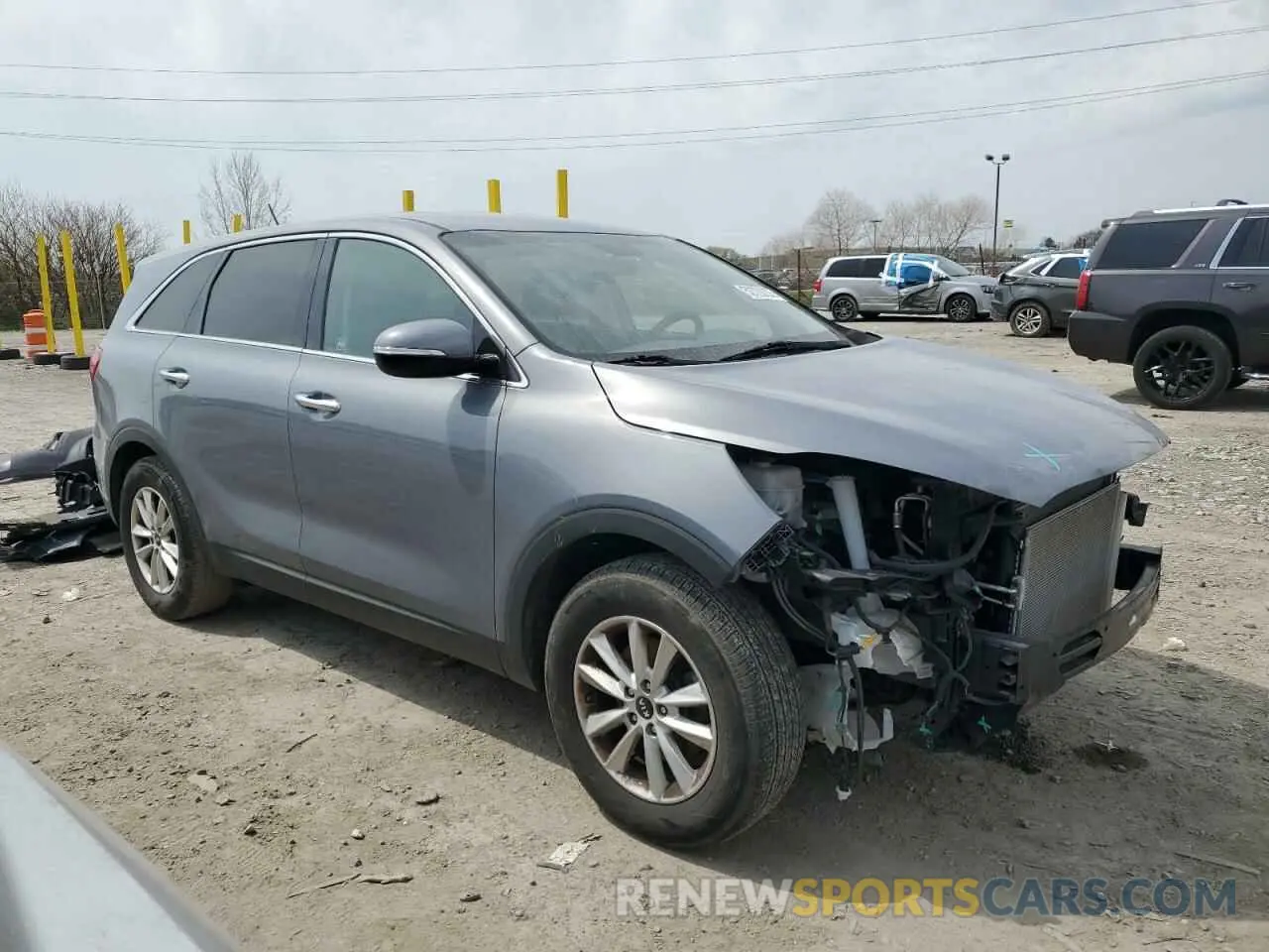 4 Photograph of a damaged car 5XYPG4A34LG648434 KIA SORENTO 2020