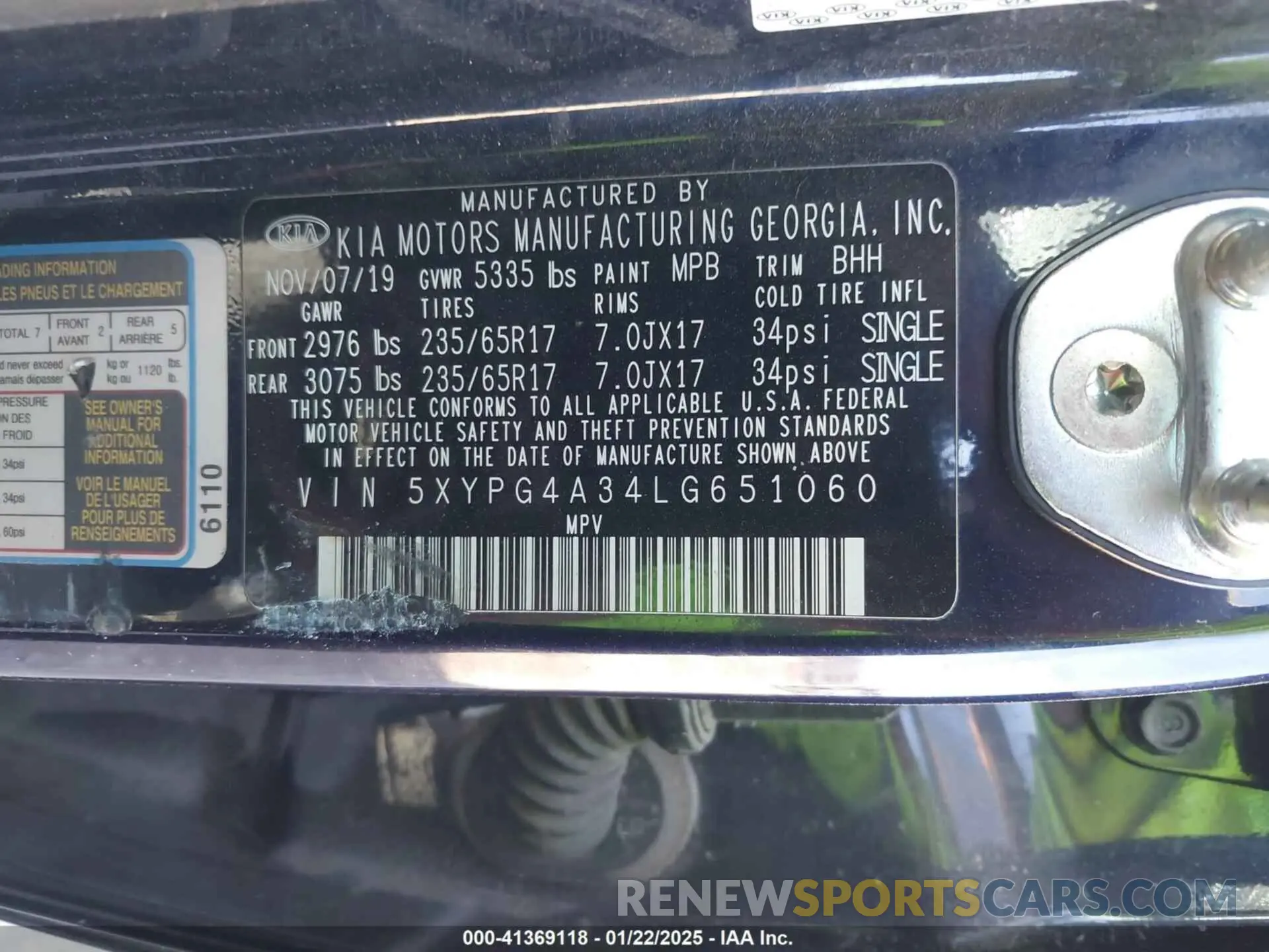 9 Photograph of a damaged car 5XYPG4A34LG651060 KIA SORENTO 2020