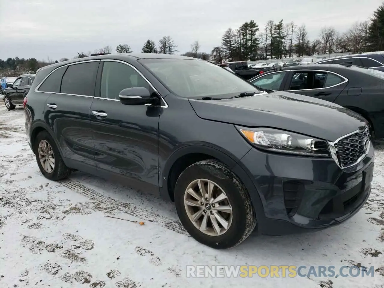 4 Photograph of a damaged car 5XYPG4A35LG649303 KIA SORENTO 2020