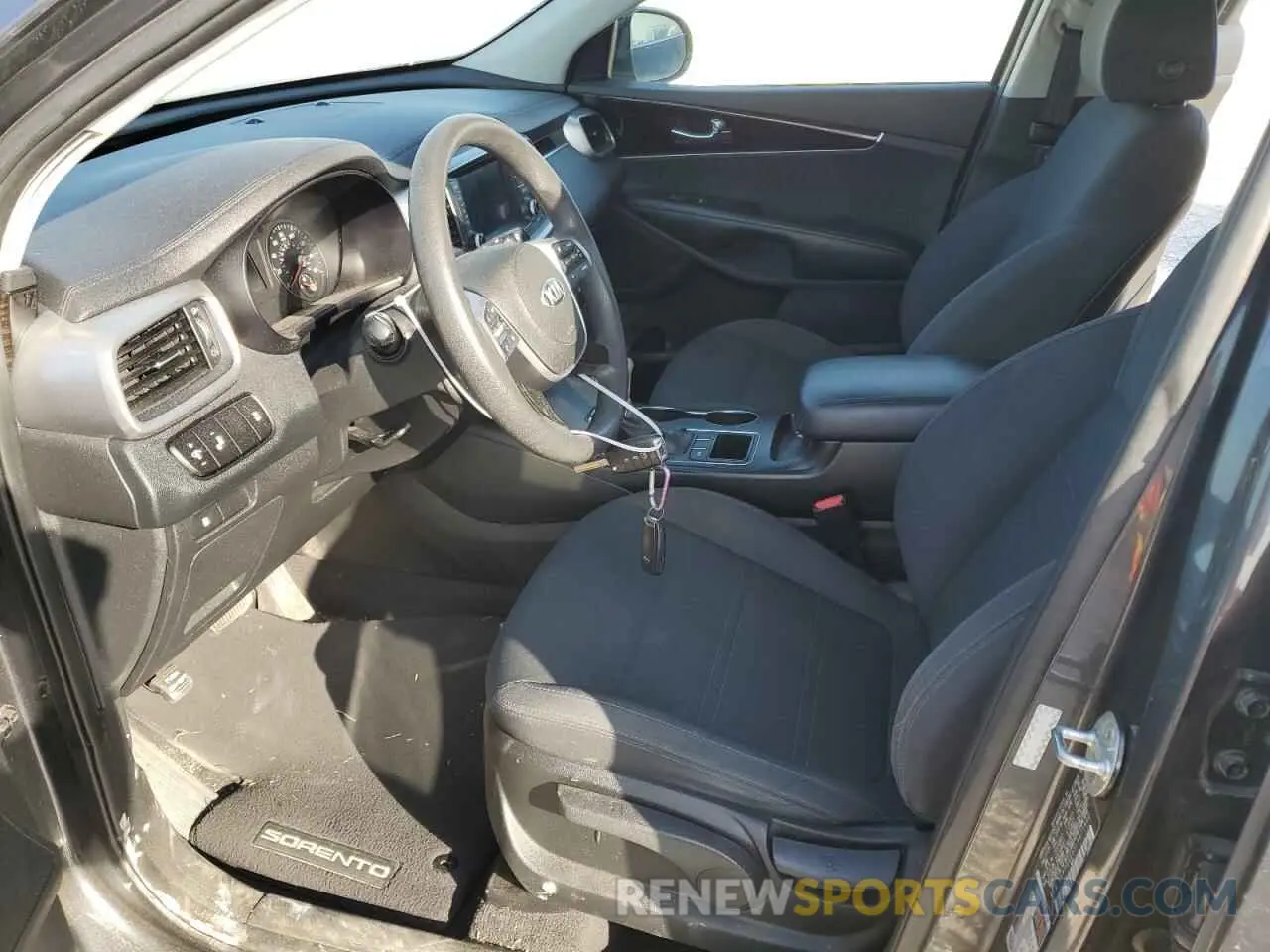 7 Photograph of a damaged car 5XYPG4A35LG671902 KIA SORENTO 2020
