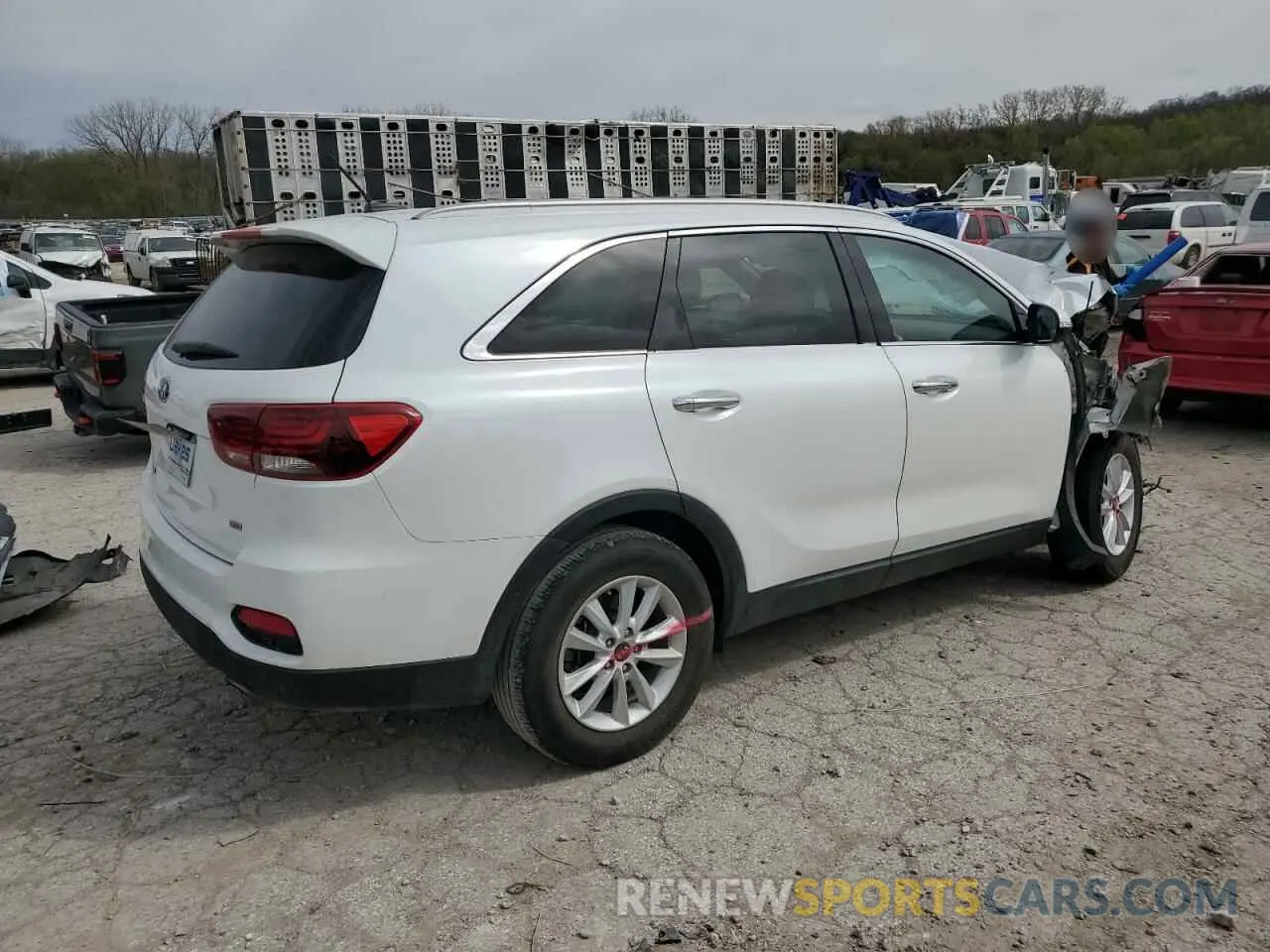 3 Photograph of a damaged car 5XYPG4A36LG663775 KIA SORENTO 2020