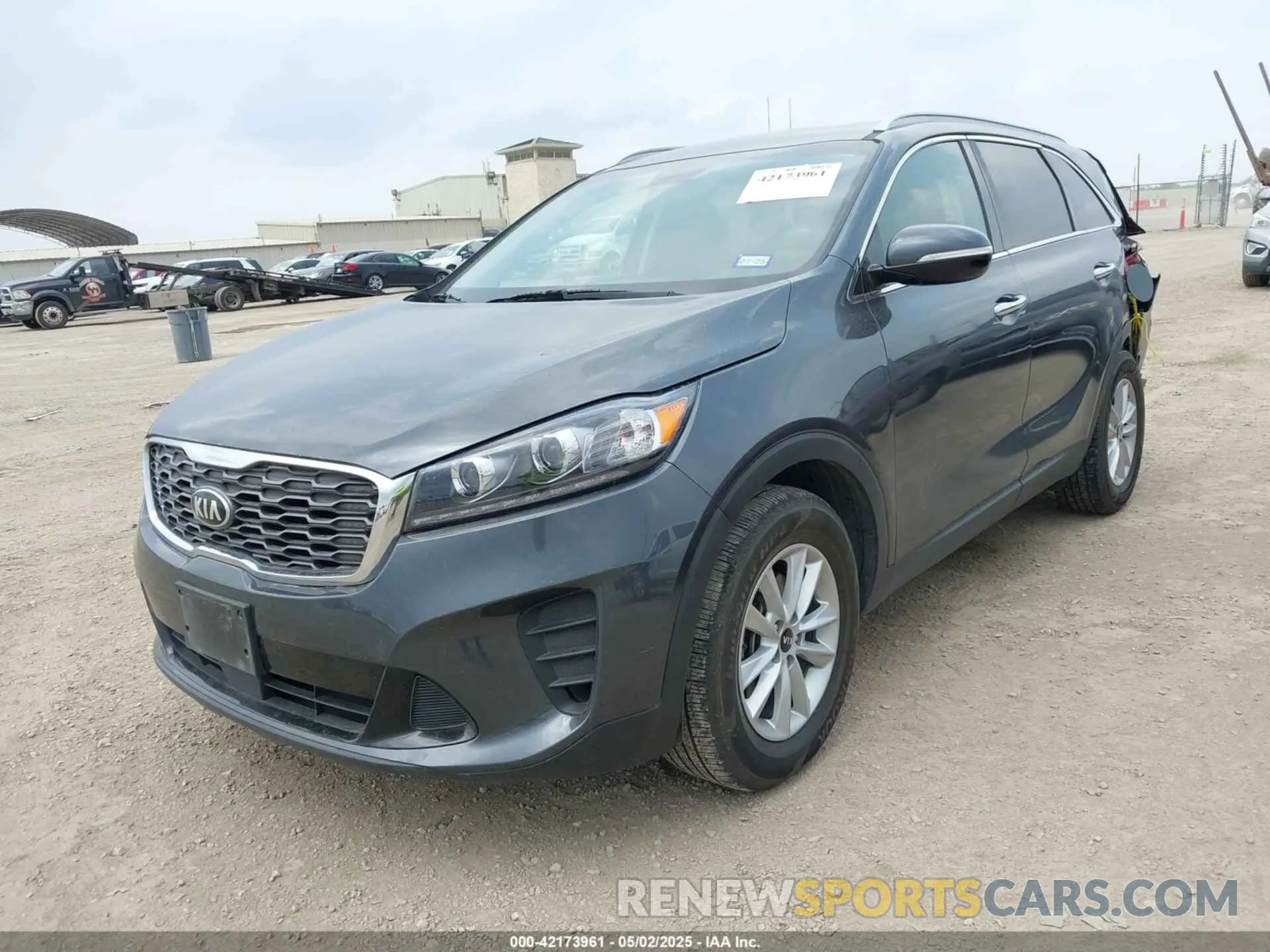 2 Photograph of a damaged car 5XYPG4A36LG682603 KIA SORENTO 2020