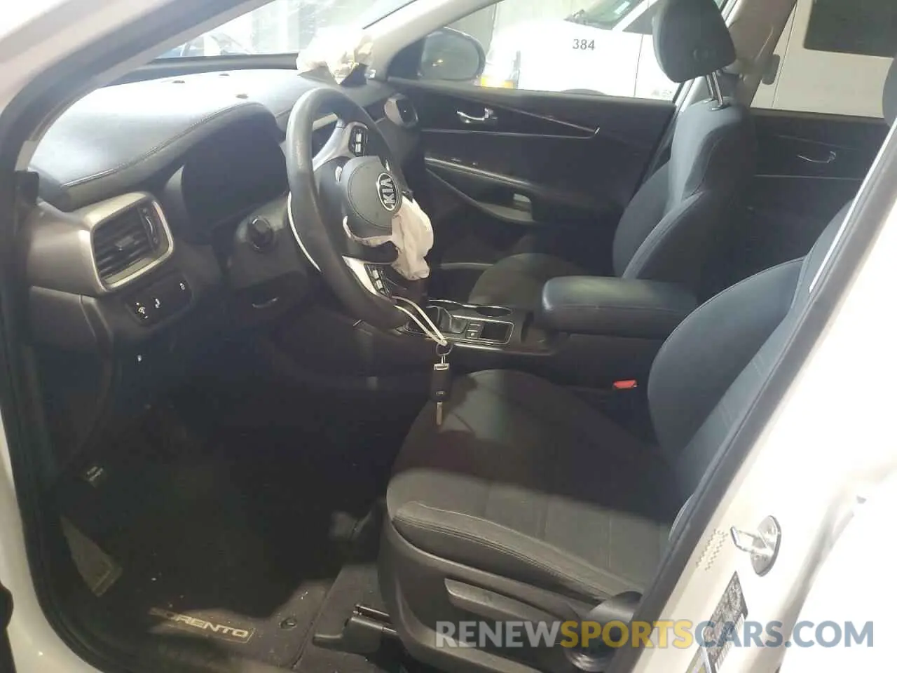 7 Photograph of a damaged car 5XYPG4A36LG697151 KIA SORENTO 2020