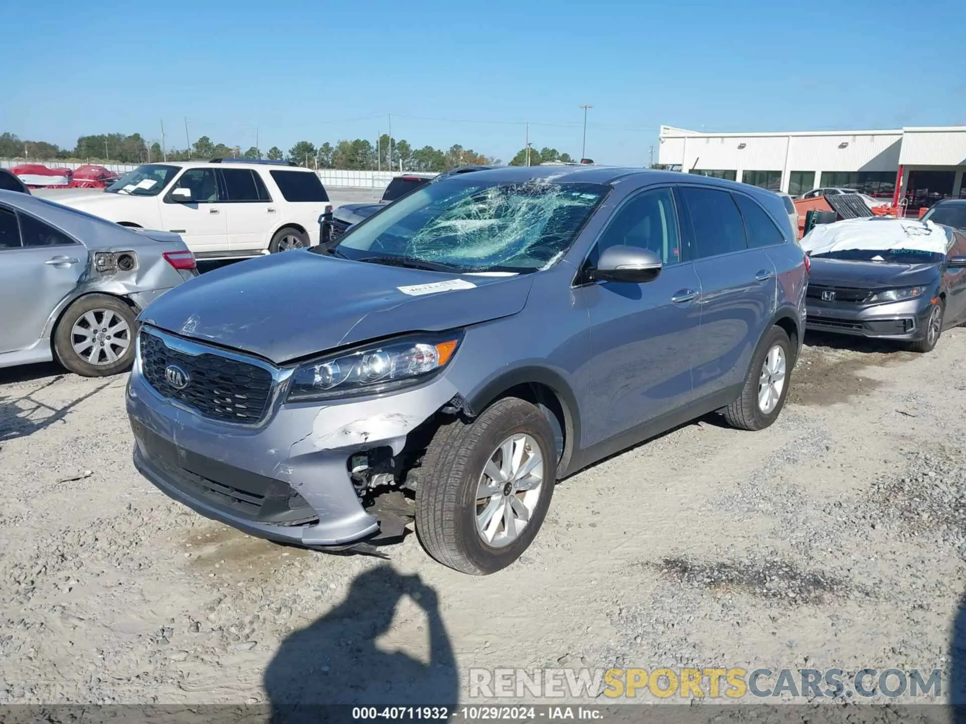 2 Photograph of a damaged car 5XYPG4A36LG698767 KIA SORENTO 2020