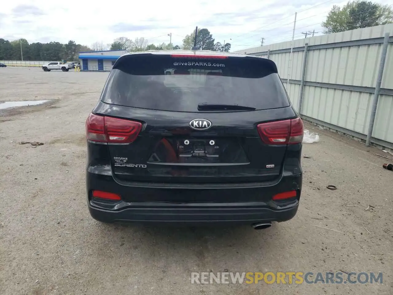 6 Photograph of a damaged car 5XYPG4A36LG699479 KIA SORENTO 2020