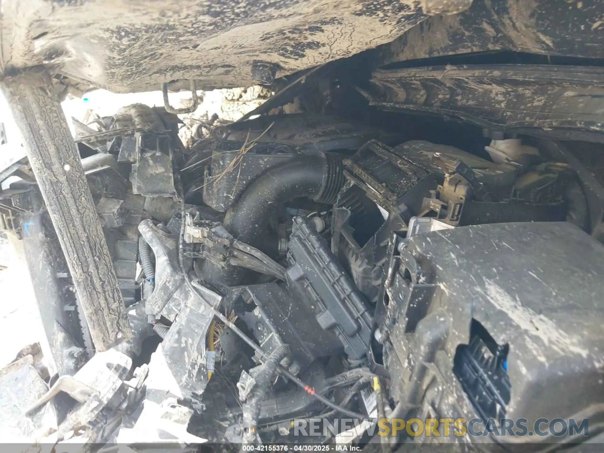 10 Photograph of a damaged car 5XYPG4A38LG625755 KIA SORENTO 2020