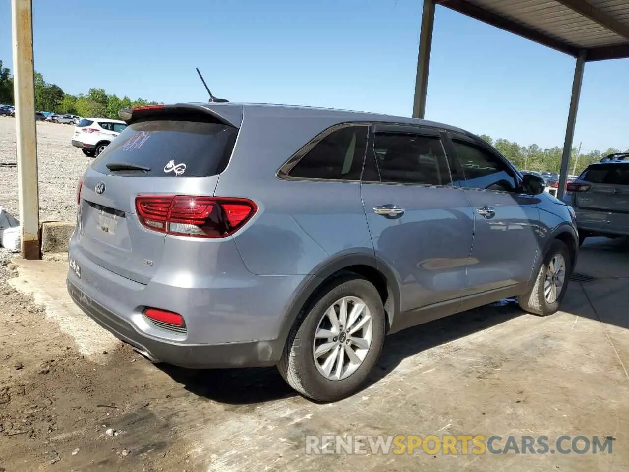 3 Photograph of a damaged car 5XYPG4A38LG645777 KIA SORENTO 2020