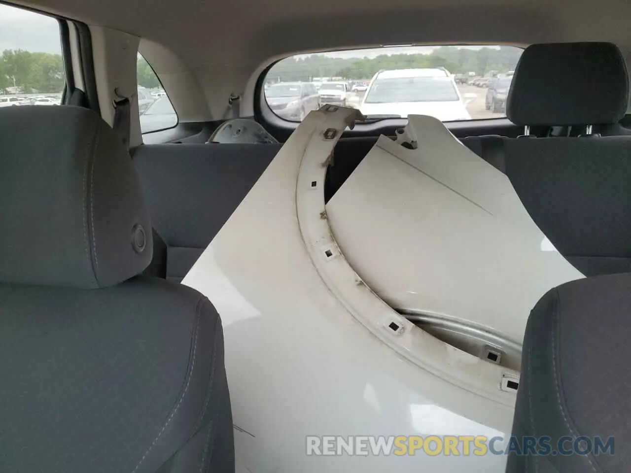 10 Photograph of a damaged car 5XYPG4A38LG649960 KIA SORENTO 2020