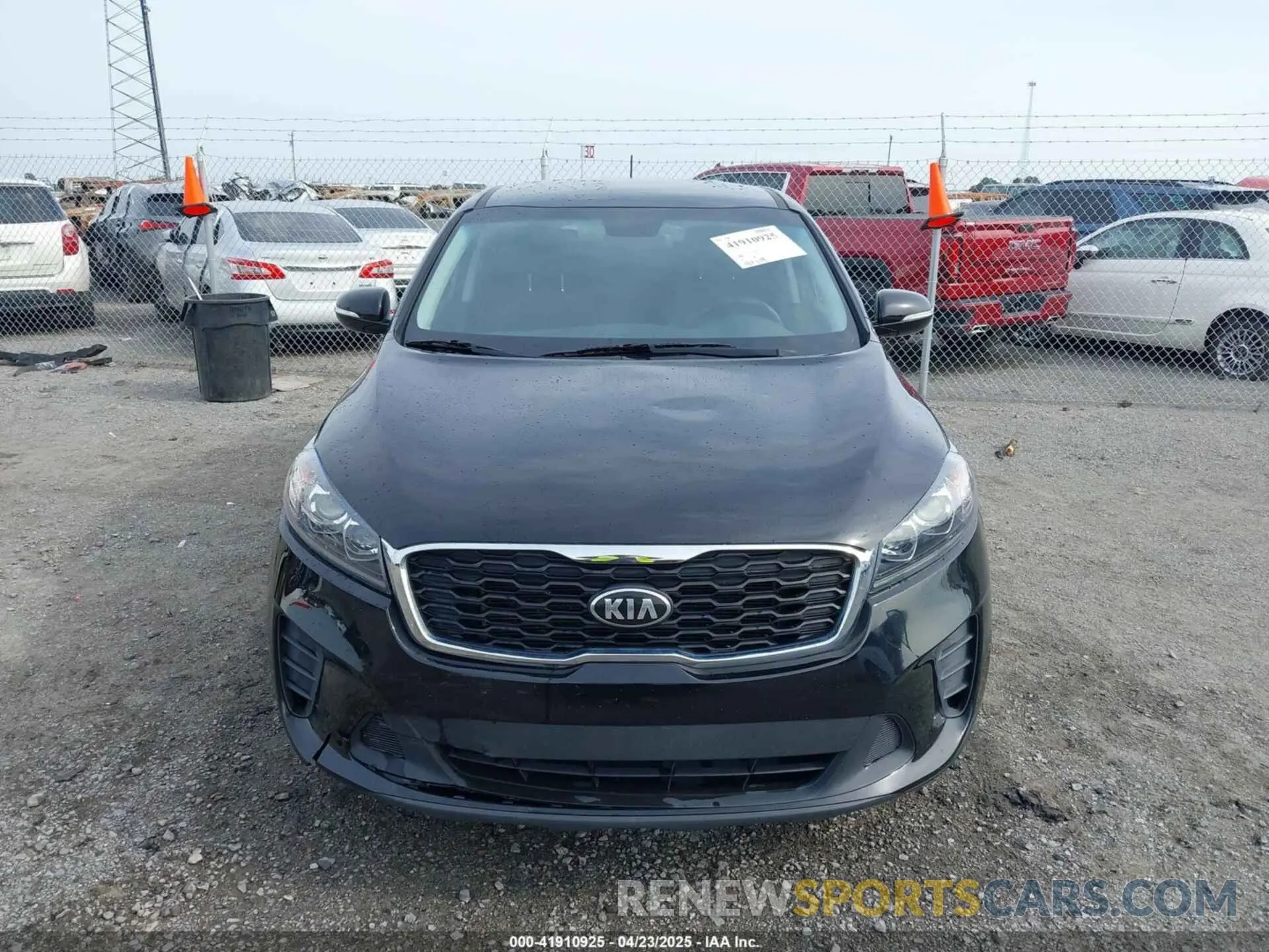 12 Photograph of a damaged car 5XYPG4A38LG656763 KIA SORENTO 2020