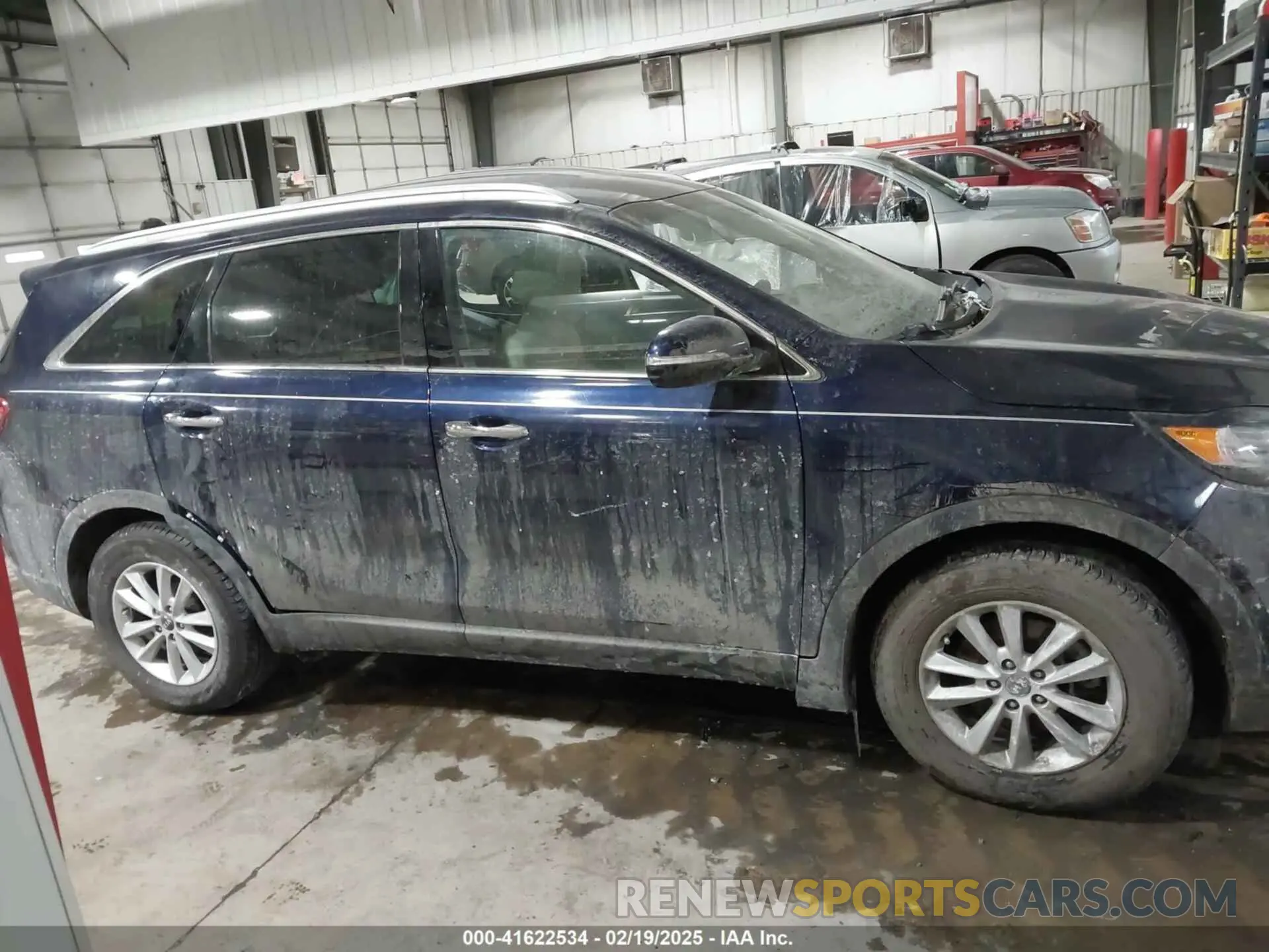 12 Photograph of a damaged car 5XYPG4A38LG693943 KIA SORENTO 2020