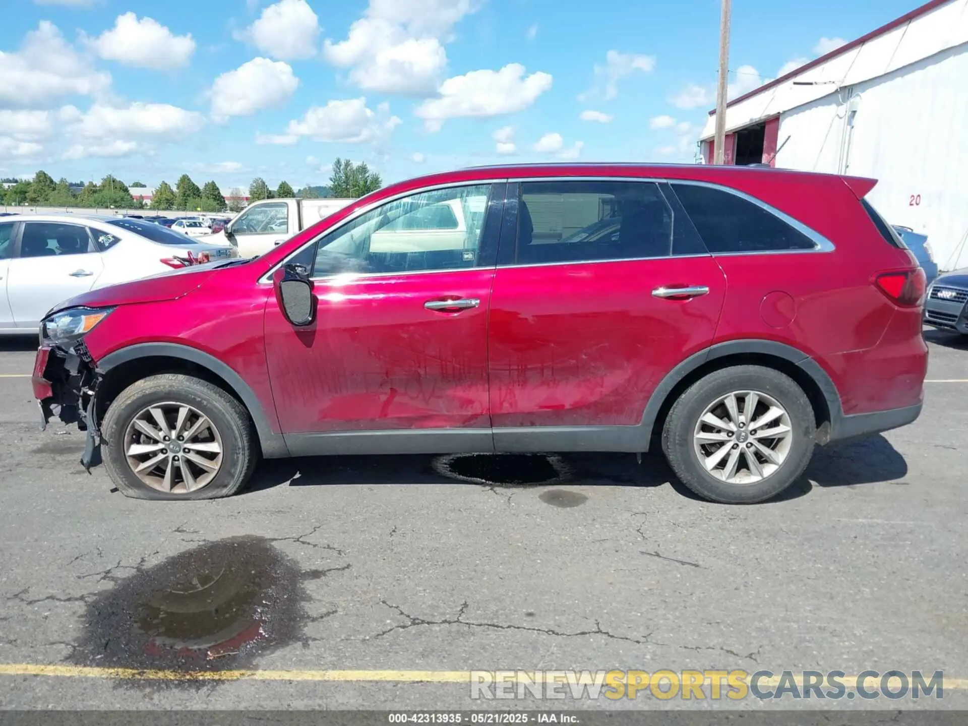 13 Photograph of a damaged car 5XYPG4A39LG629202 KIA SORENTO 2020