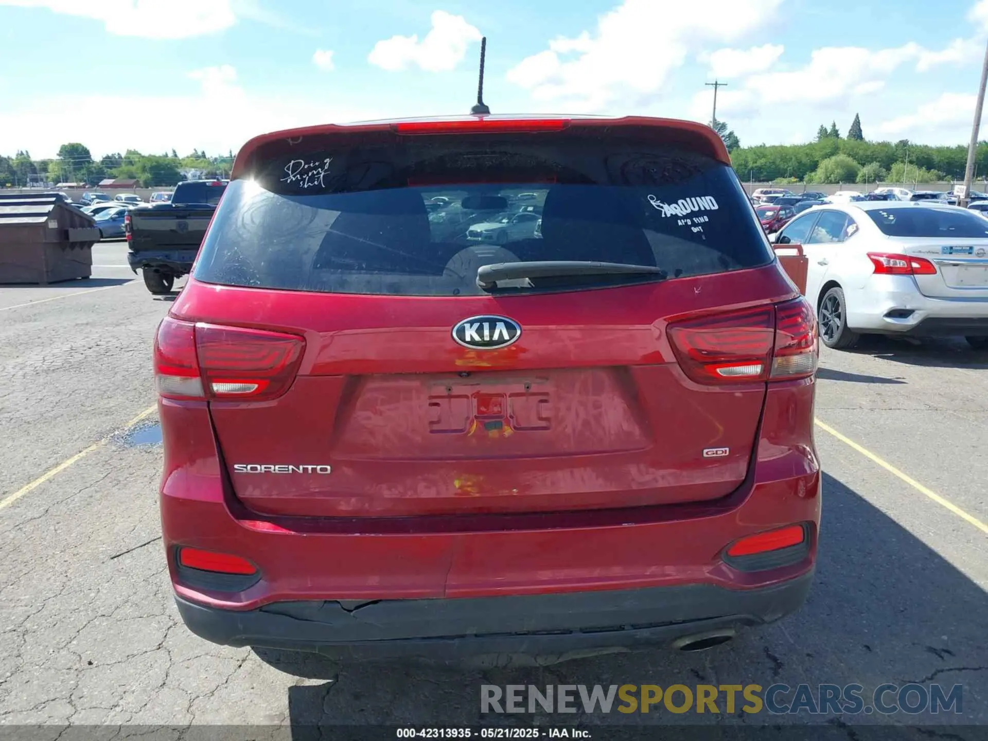 15 Photograph of a damaged car 5XYPG4A39LG629202 KIA SORENTO 2020