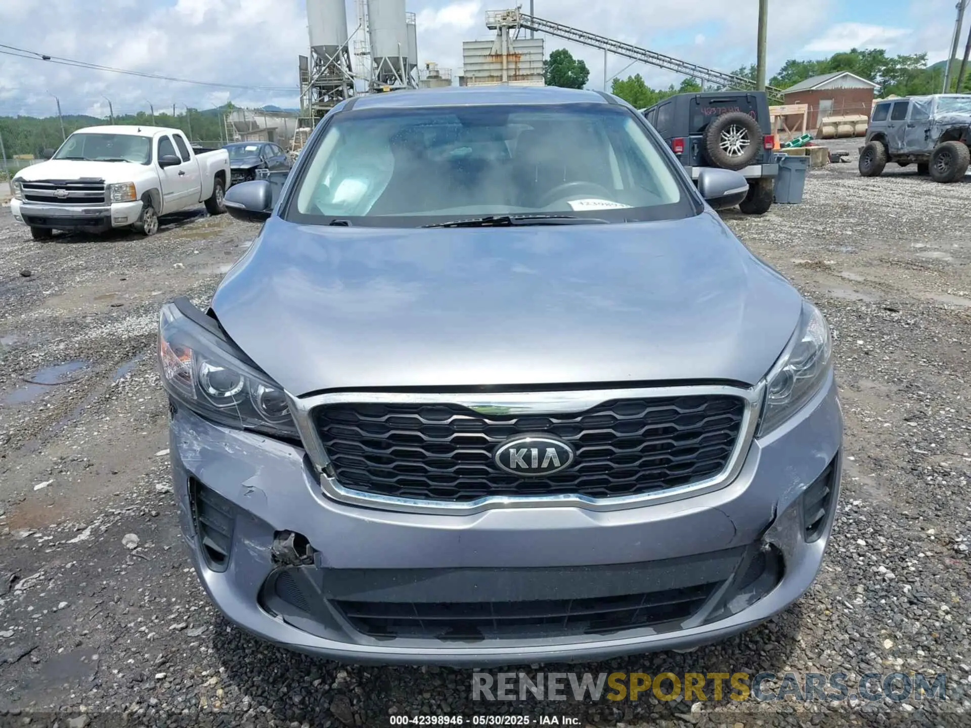 12 Photograph of a damaged car 5XYPG4A39LG652818 KIA SORENTO 2020