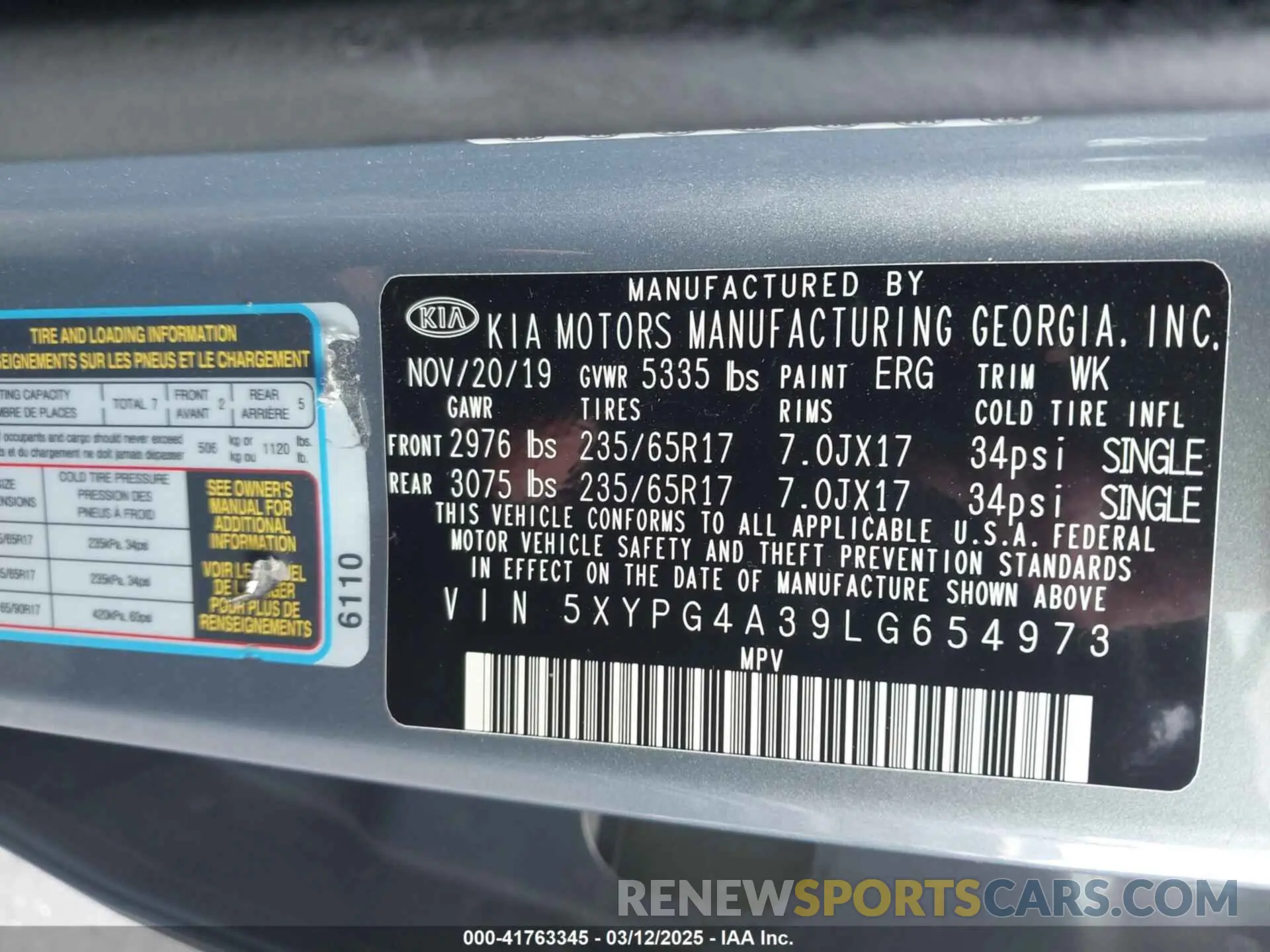 9 Photograph of a damaged car 5XYPG4A39LG654973 KIA SORENTO 2020