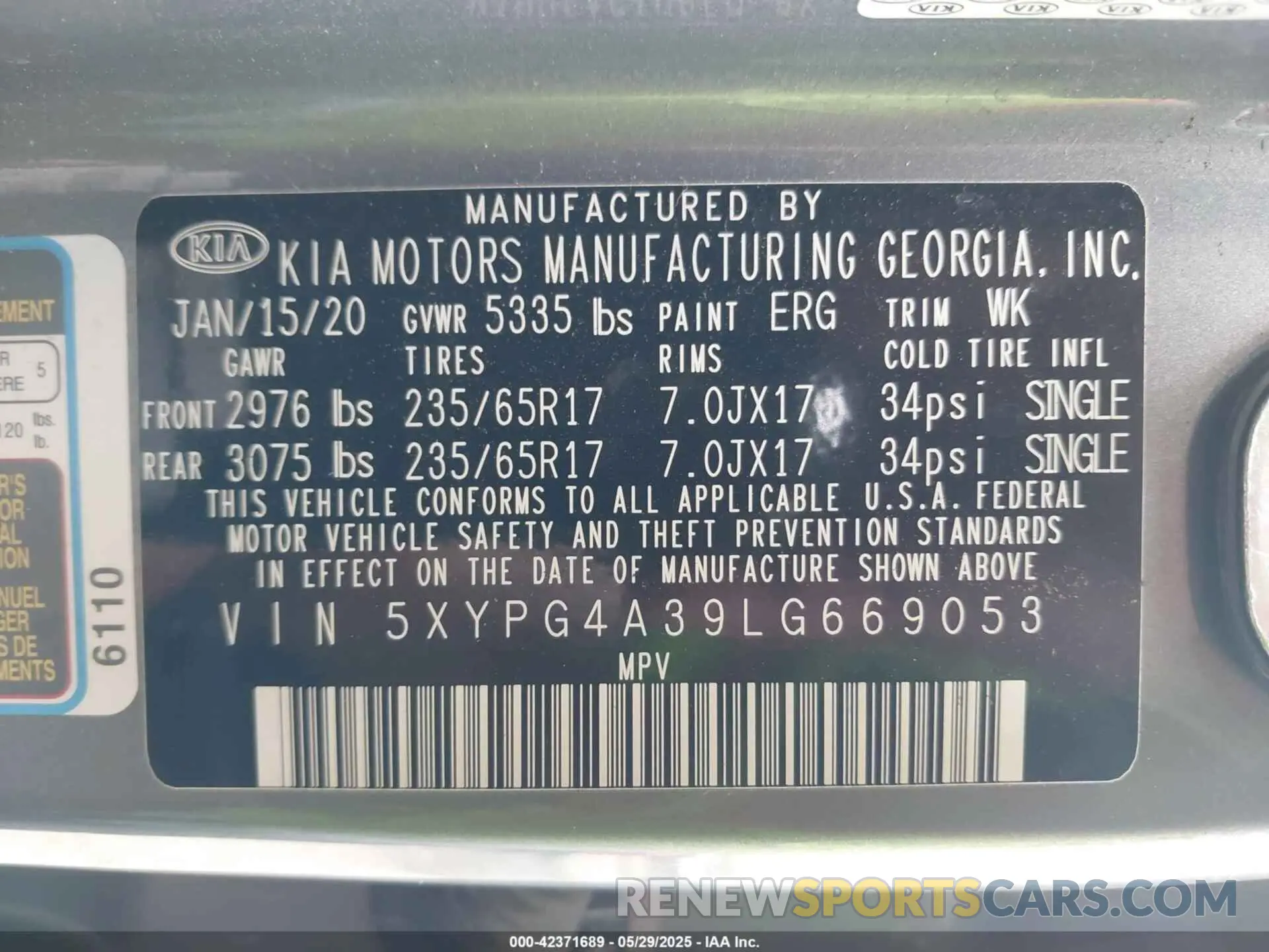 9 Photograph of a damaged car 5XYPG4A39LG669053 KIA SORENTO 2020