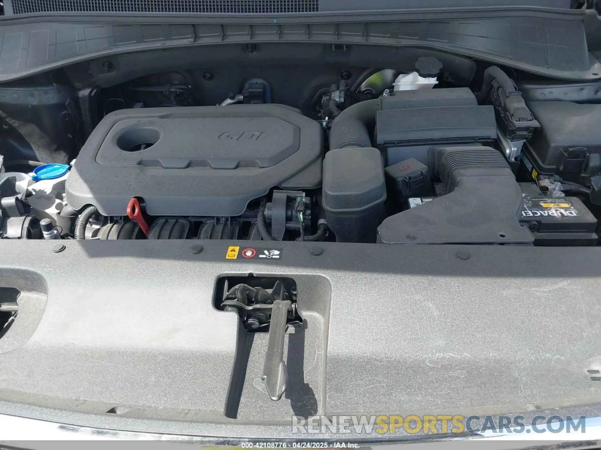 9 Photograph of a damaged car 5XYPG4A39LG685463 KIA SORENTO 2020