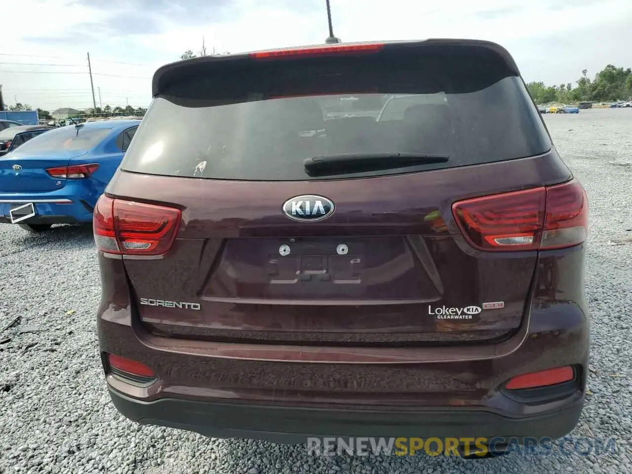 6 Photograph of a damaged car 5XYPG4A3XLG624316 KIA SORENTO 2020