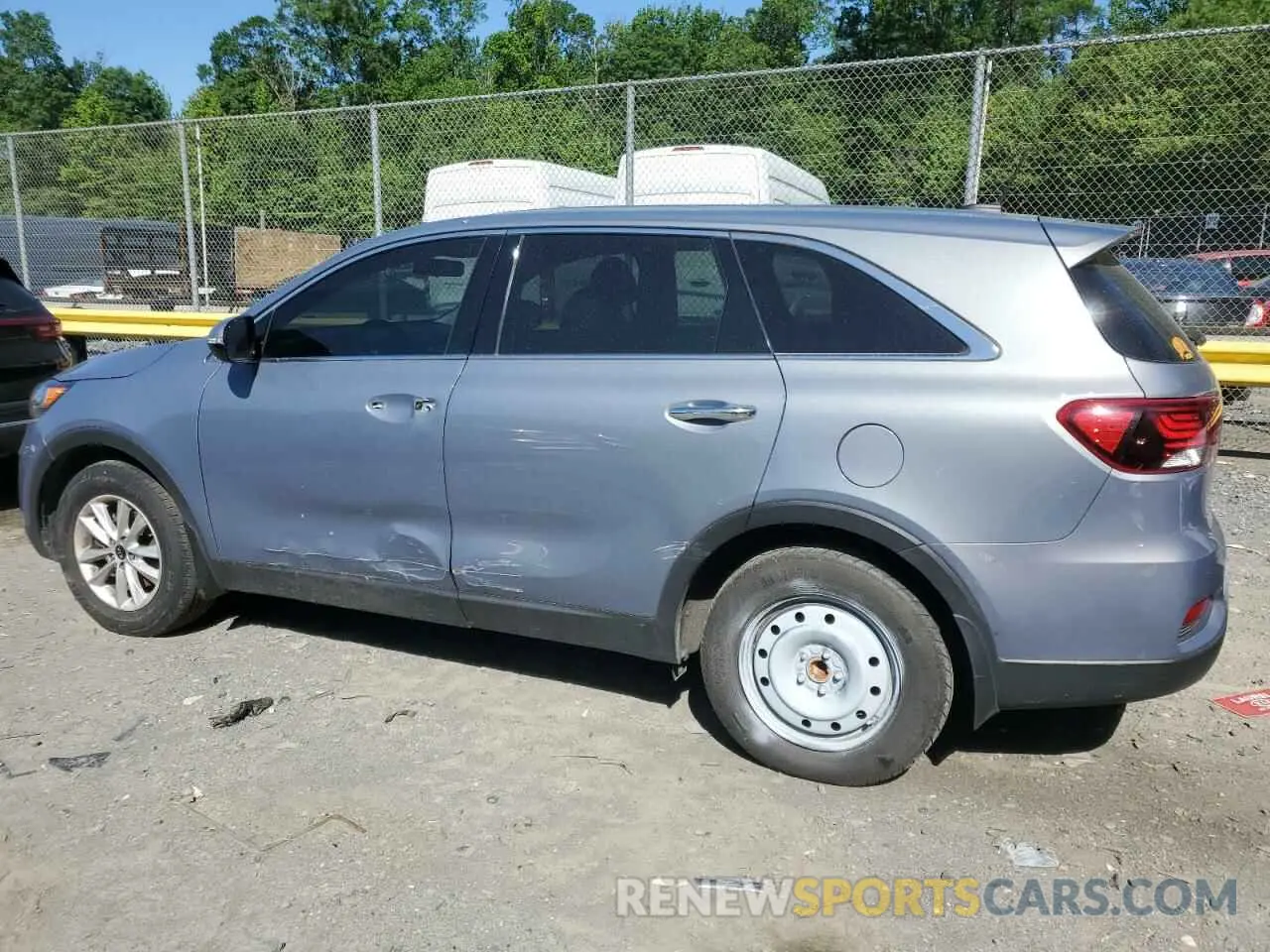 2 Photograph of a damaged car 5XYPG4A3XLG628253 KIA SORENTO 2020
