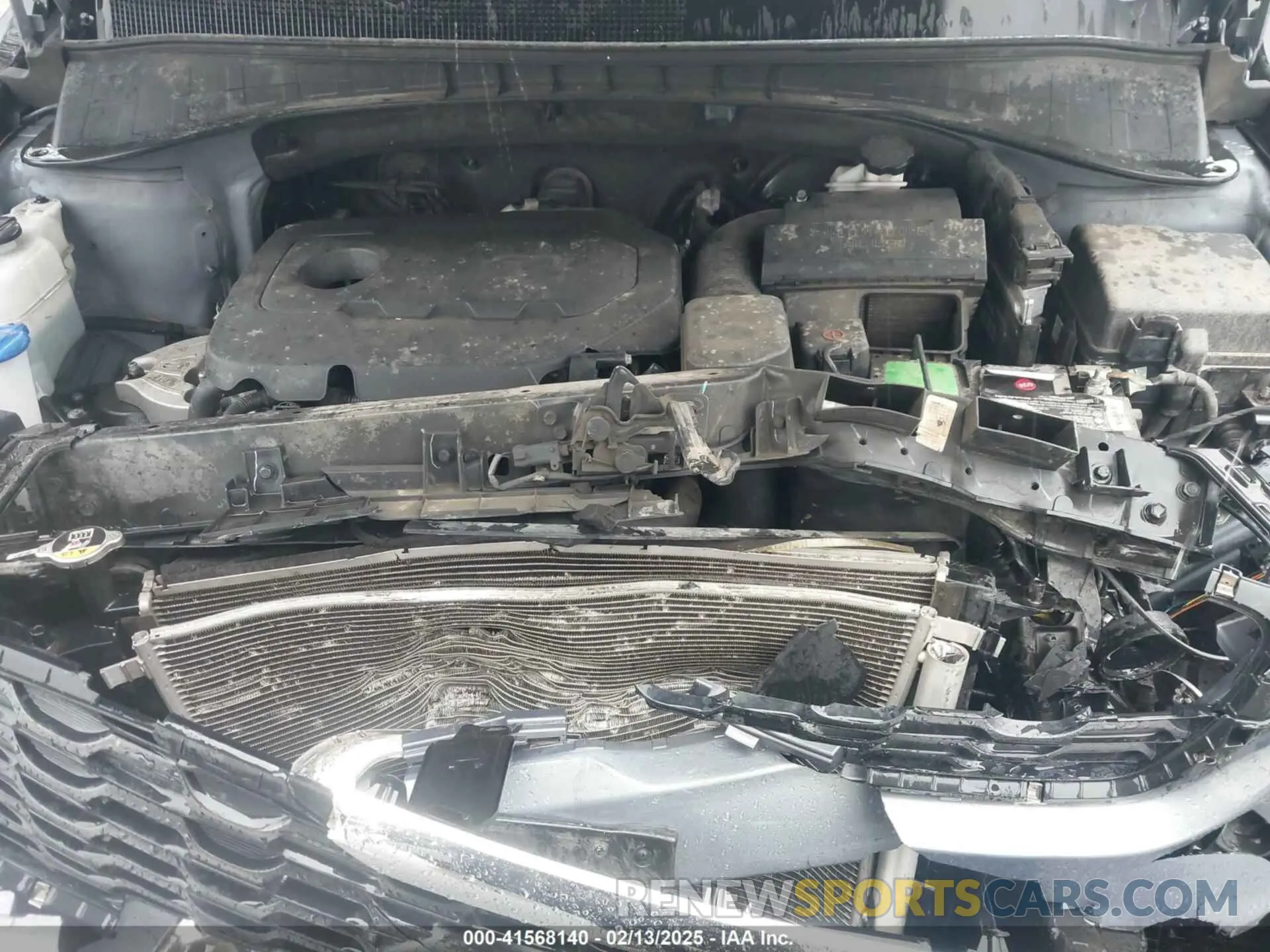 10 Photograph of a damaged car 5XYPG4A3XLG632819 KIA SORENTO 2020