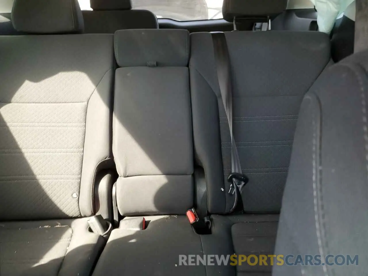 10 Photograph of a damaged car 5XYPG4A3XLG634263 KIA SORENTO 2020