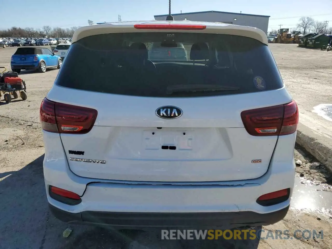 6 Photograph of a damaged car 5XYPG4A3XLG651712 KIA SORENTO 2020