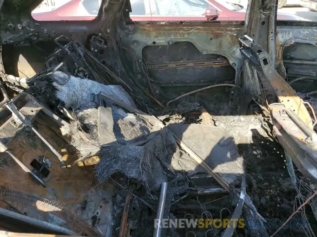 11 Photograph of a damaged car 5XYPG4A50LG621135 KIA SORENTO 2020