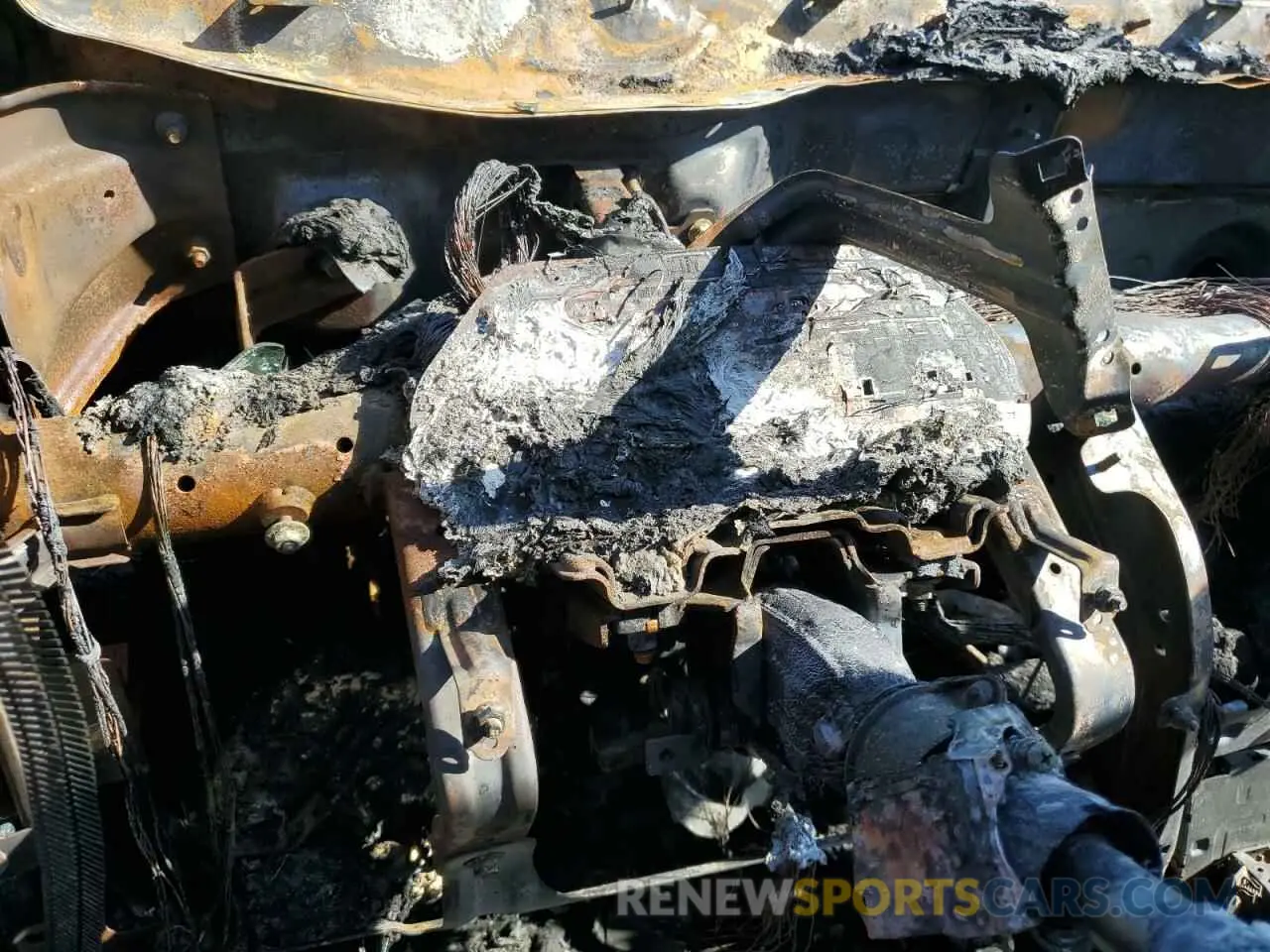 9 Photograph of a damaged car 5XYPG4A50LG621135 KIA SORENTO 2020