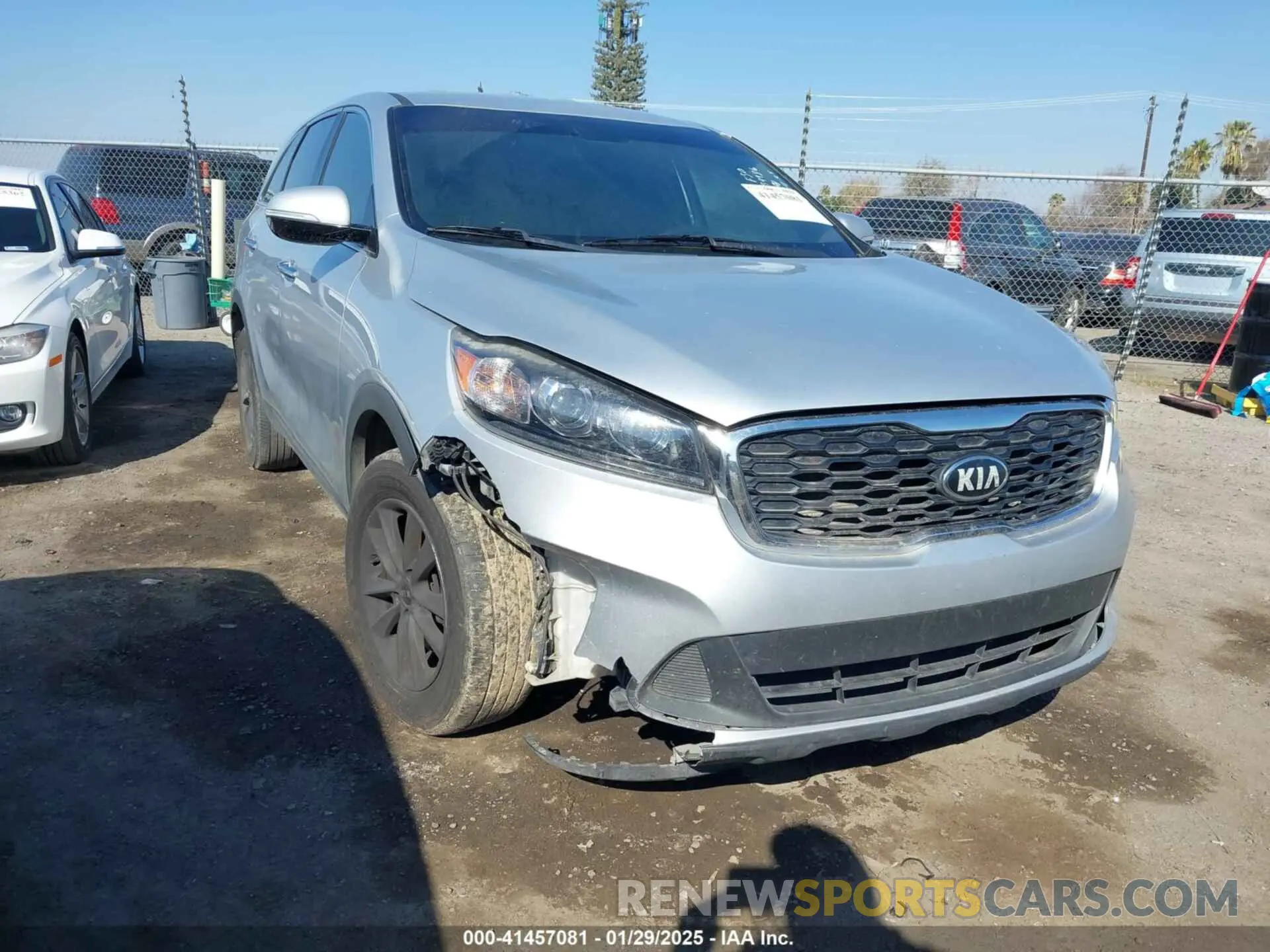 1 Photograph of a damaged car 5XYPG4A50LG628036 KIA SORENTO 2020