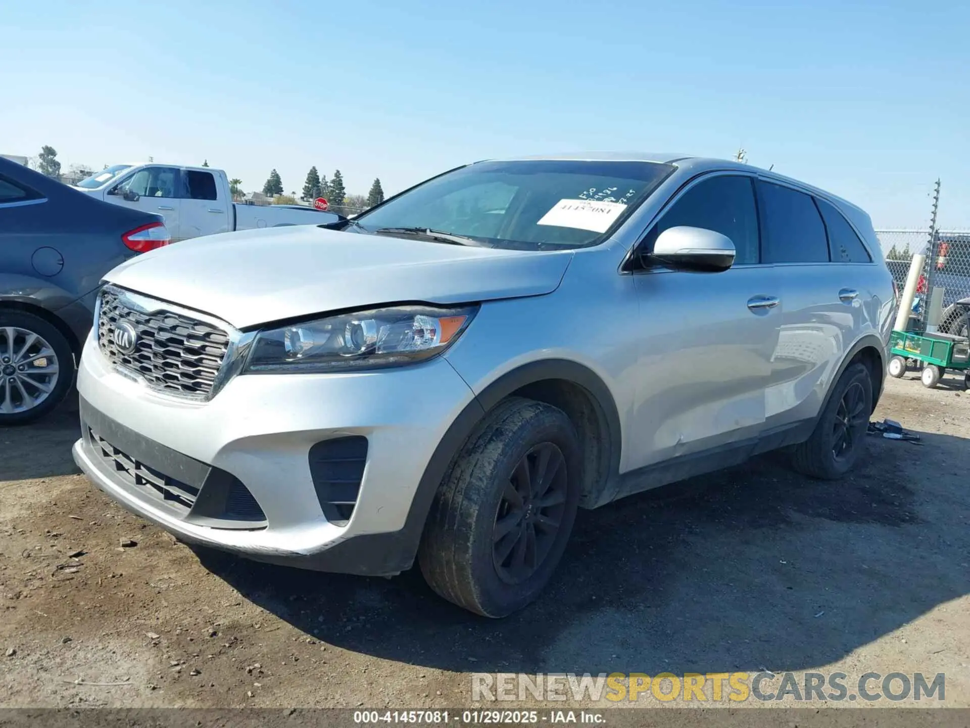 13 Photograph of a damaged car 5XYPG4A50LG628036 KIA SORENTO 2020